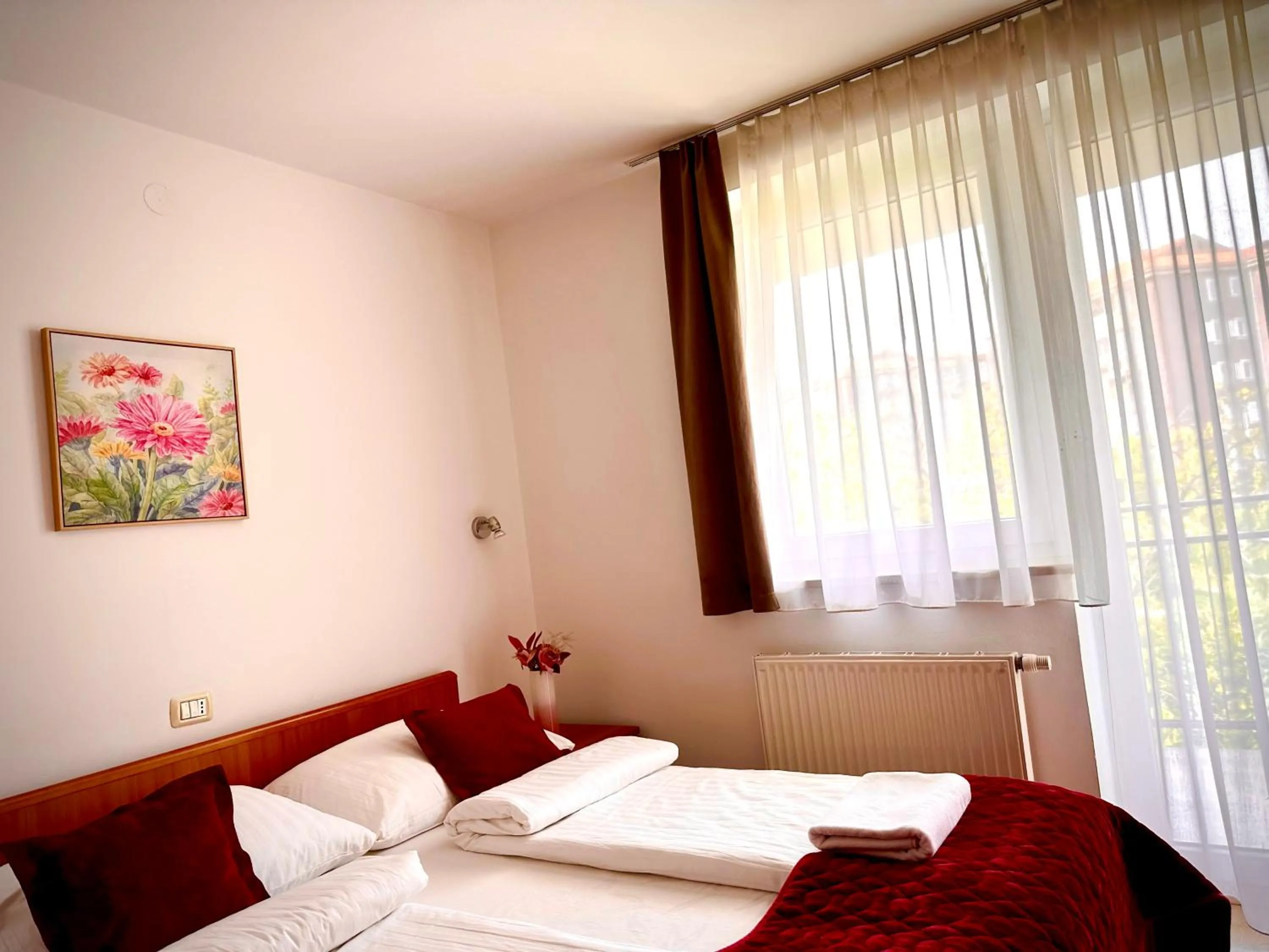 Bed in Garni Hotel Keltika