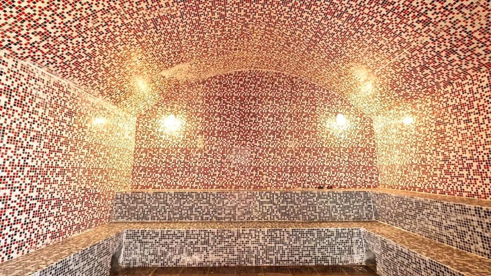 Activities in Play Phala Beach Rayong