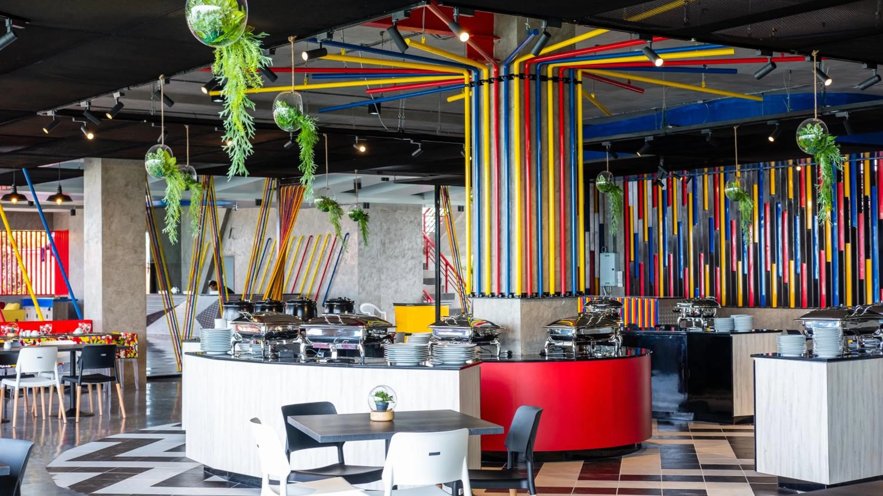 Restaurant/places to eat in Play Phala Beach Rayong