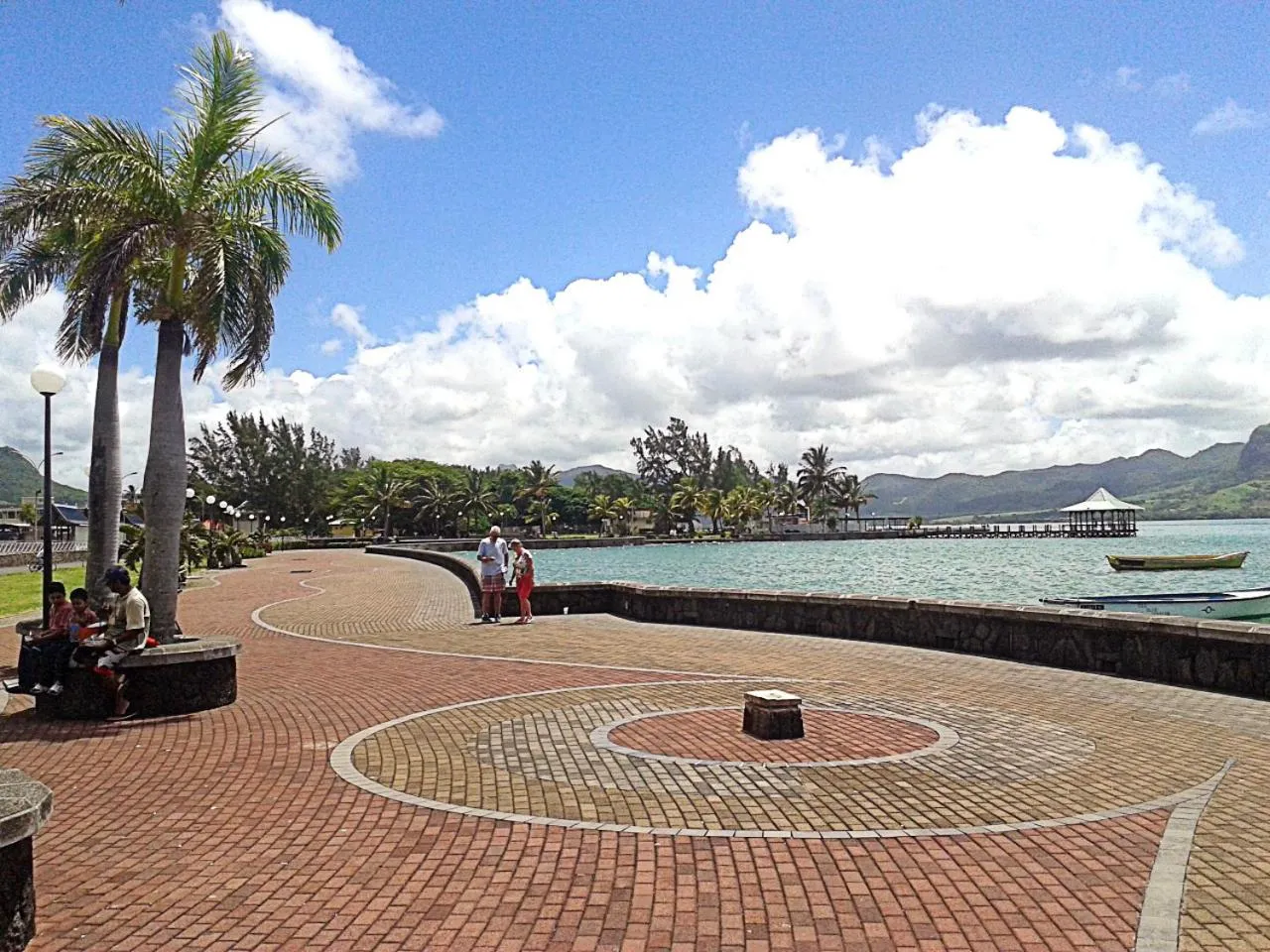 Activities in Admiralmahé