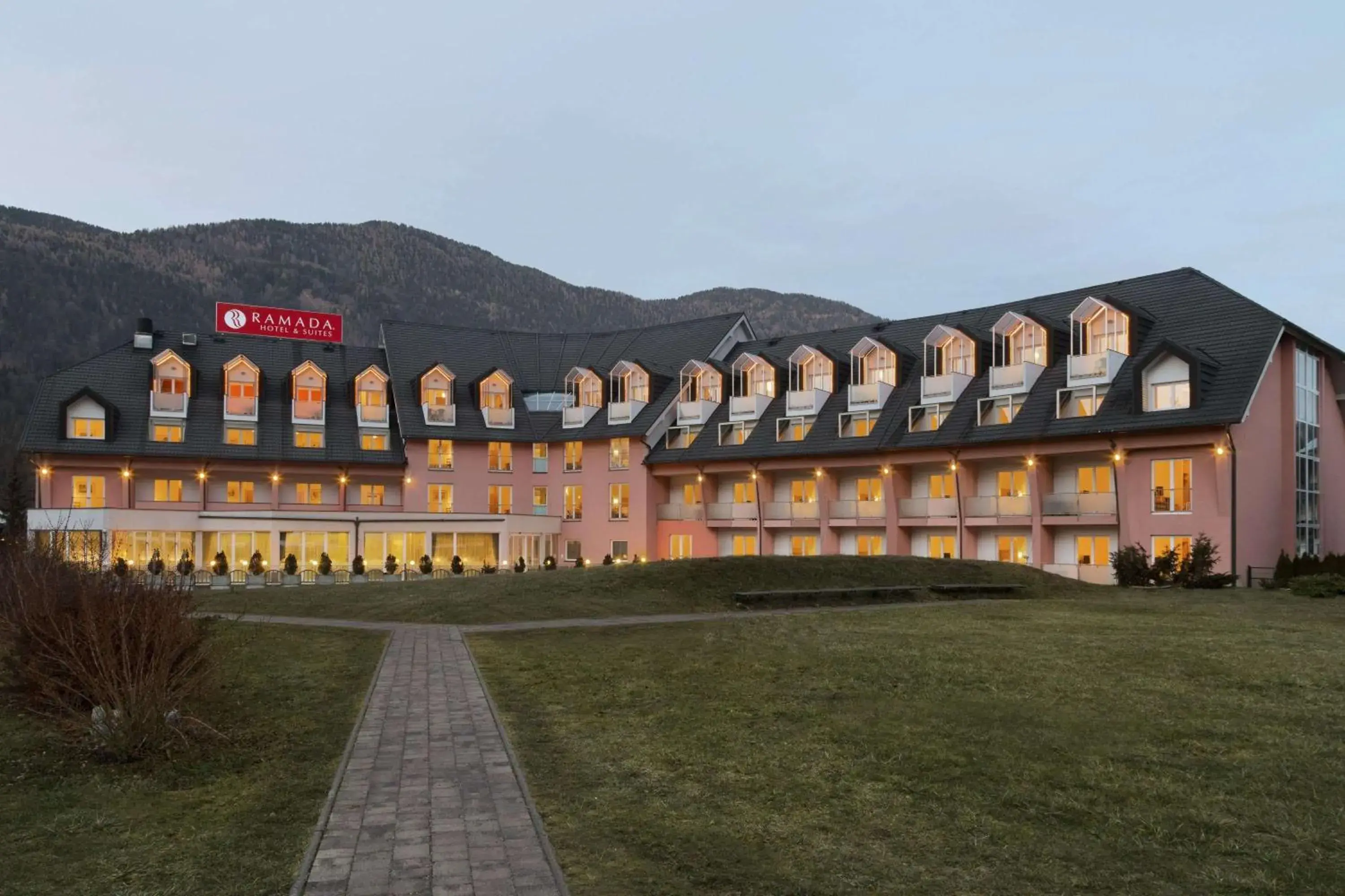 Property building in Ramada Hotel & Suites Kranjska Gora Property building in Ramada Hotel & Suites Kranjska Gora