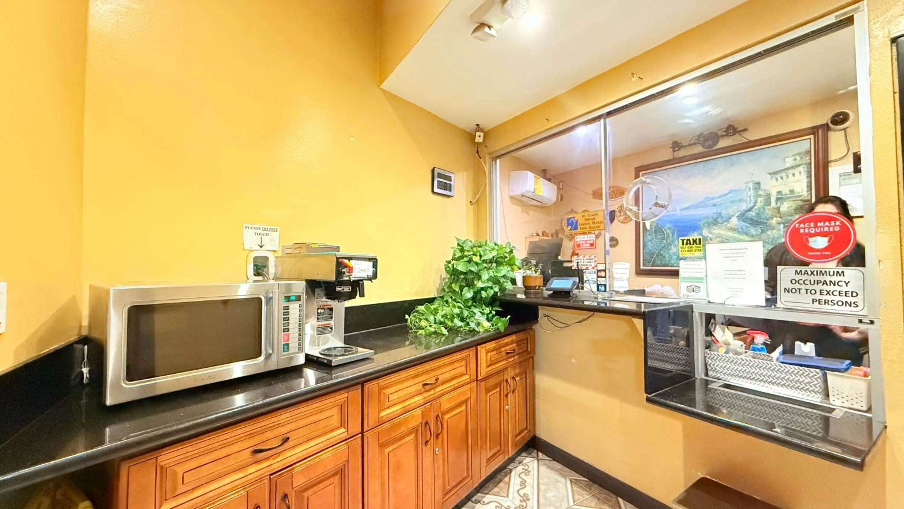 Lobby or reception in Redondo Beach Inn-LAX