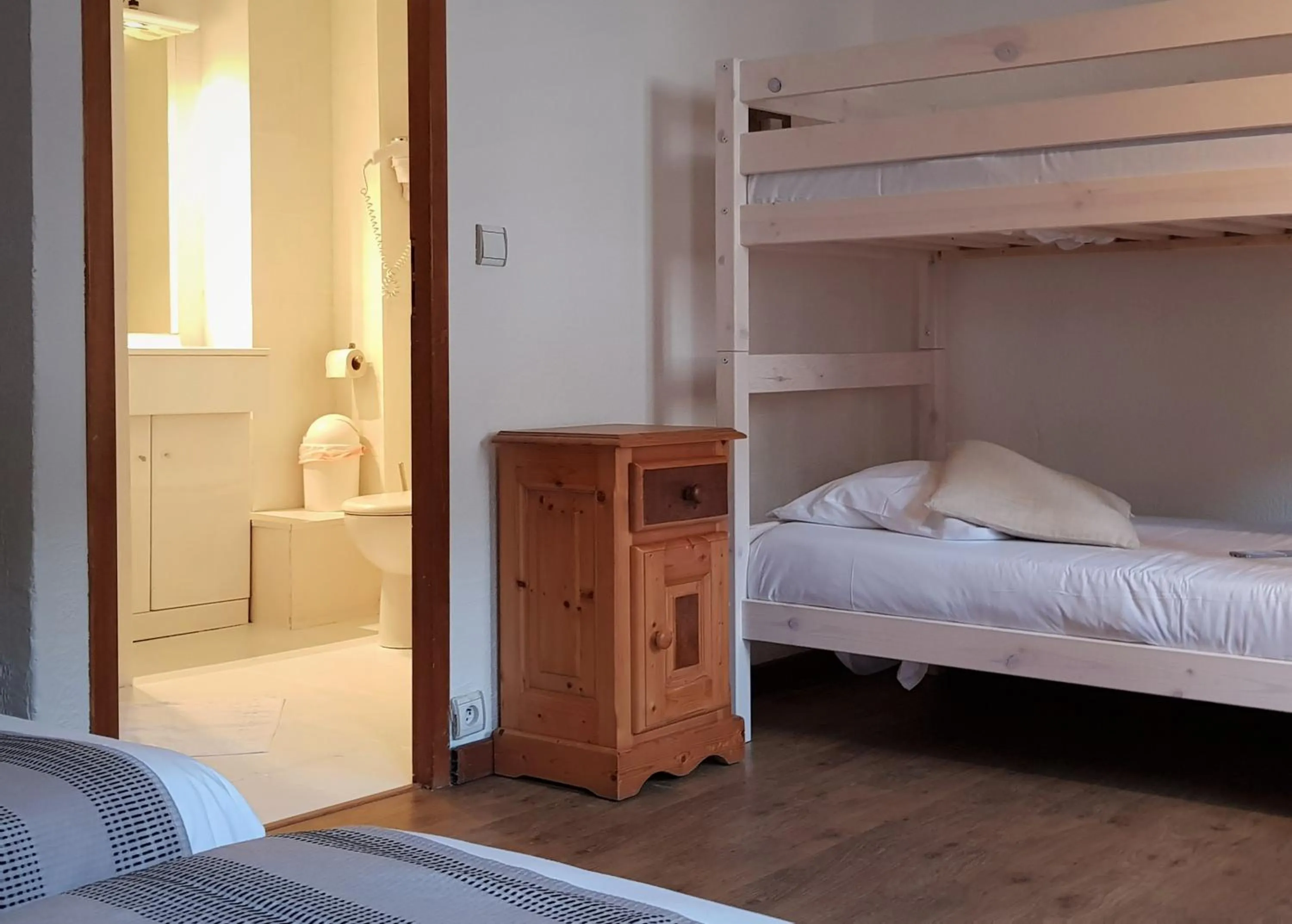 bunk bed, Bed in Savoy Hotel & Restaurant