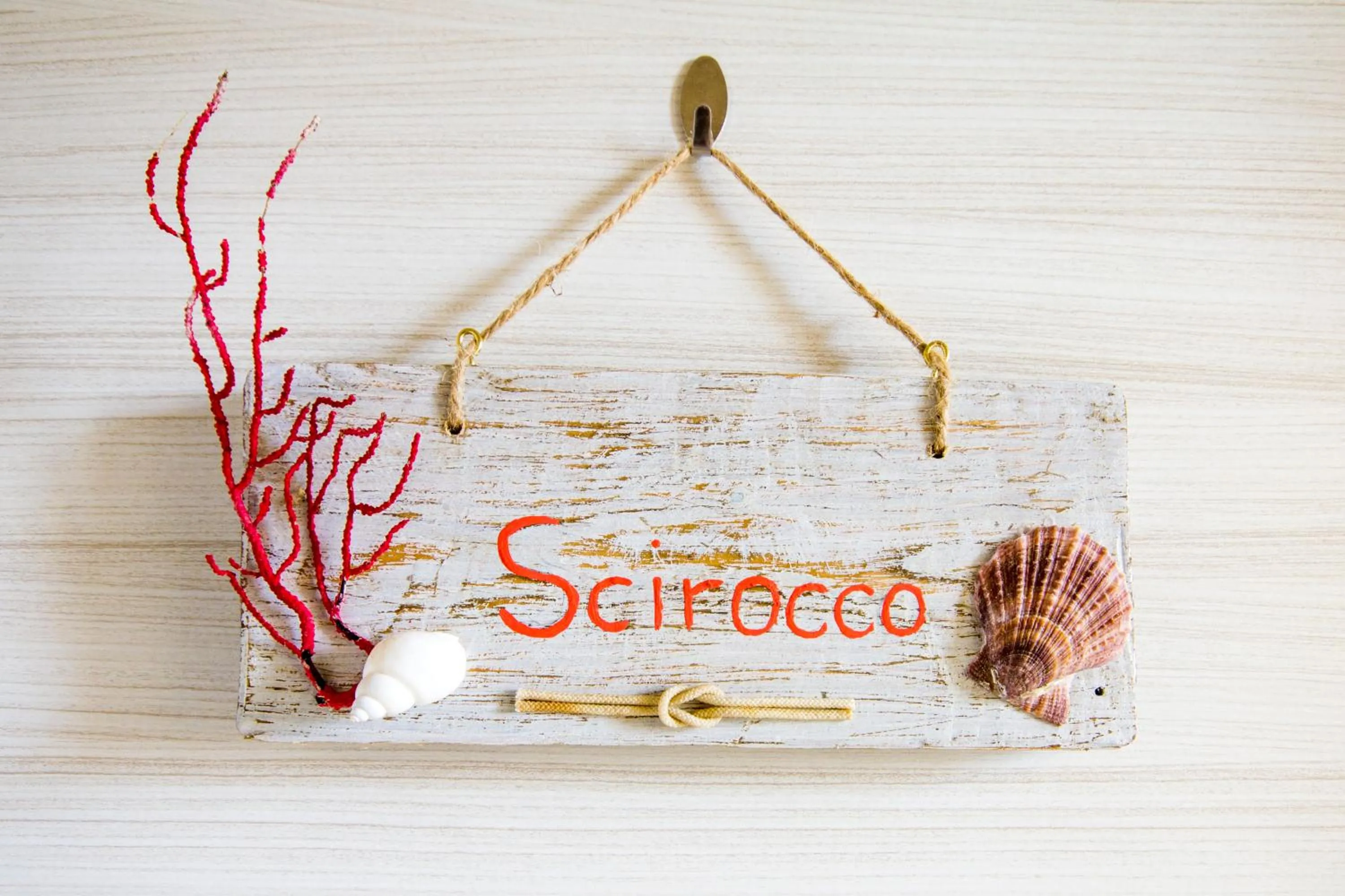 Logo/Certificate/Sign in La Rosa Dei Venti