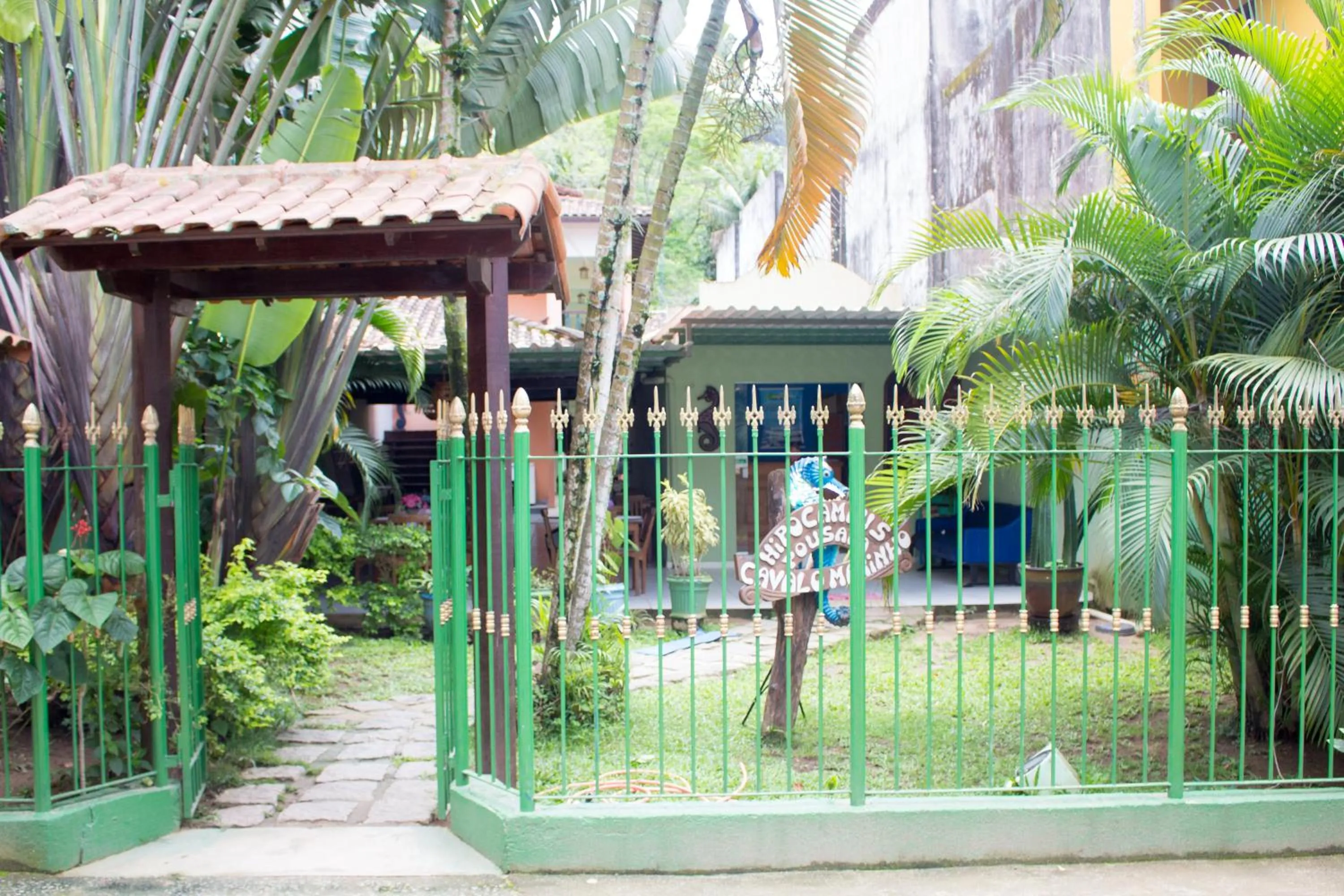 Facade/entrance in Pousada Cavalo Marinho