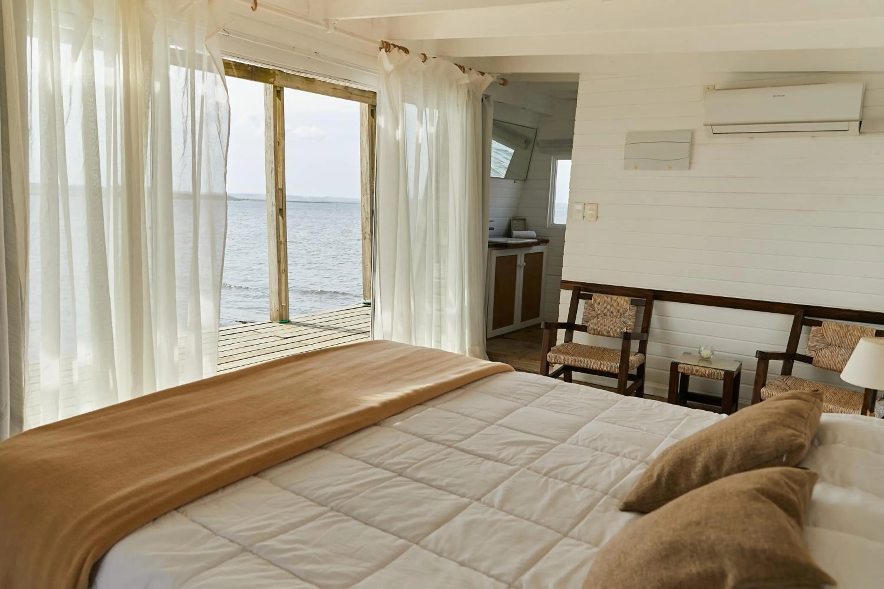 Laguna Garzón Lodge