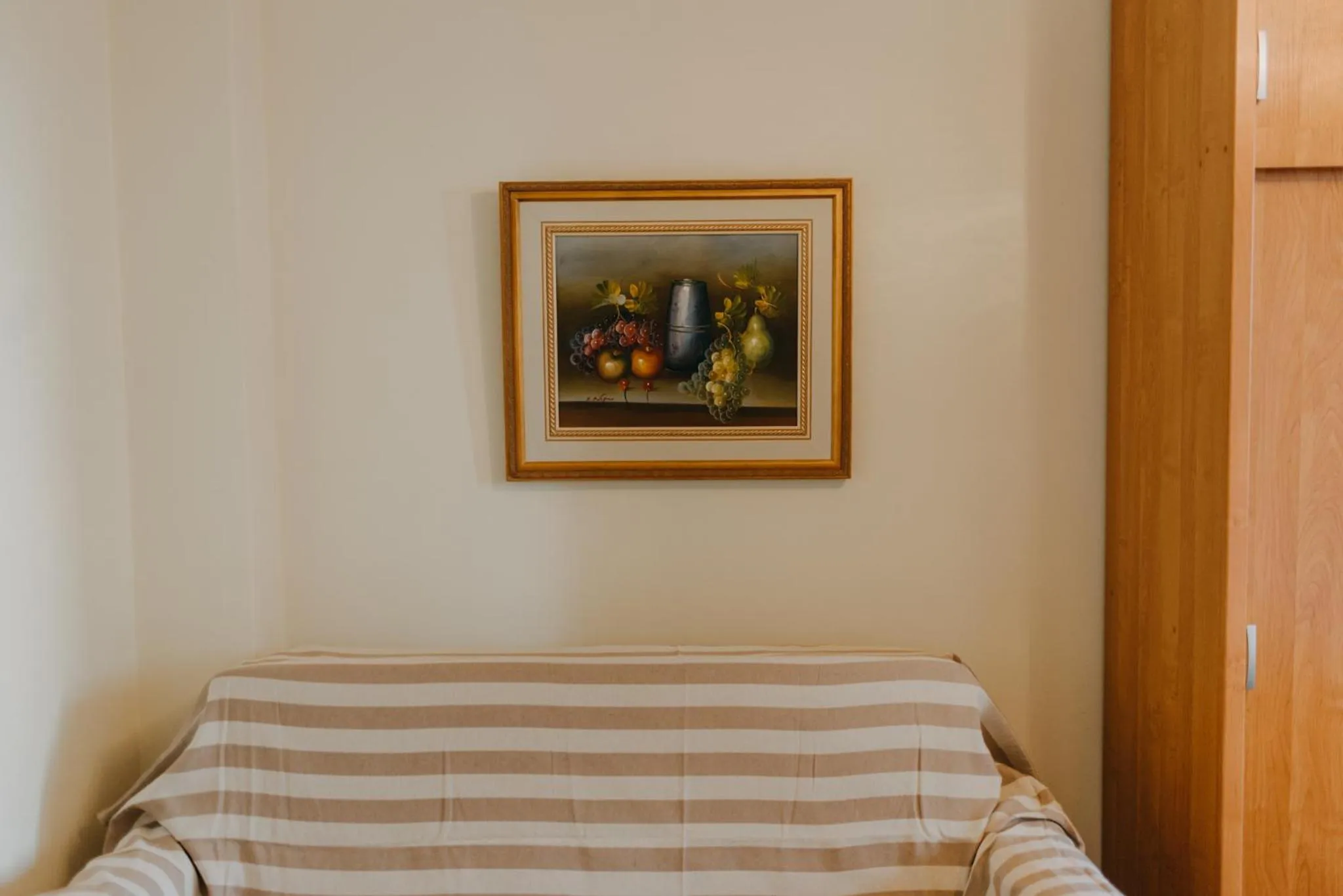 Seating area, Bed in BEST HOUSE, Attiki Metro, Athens