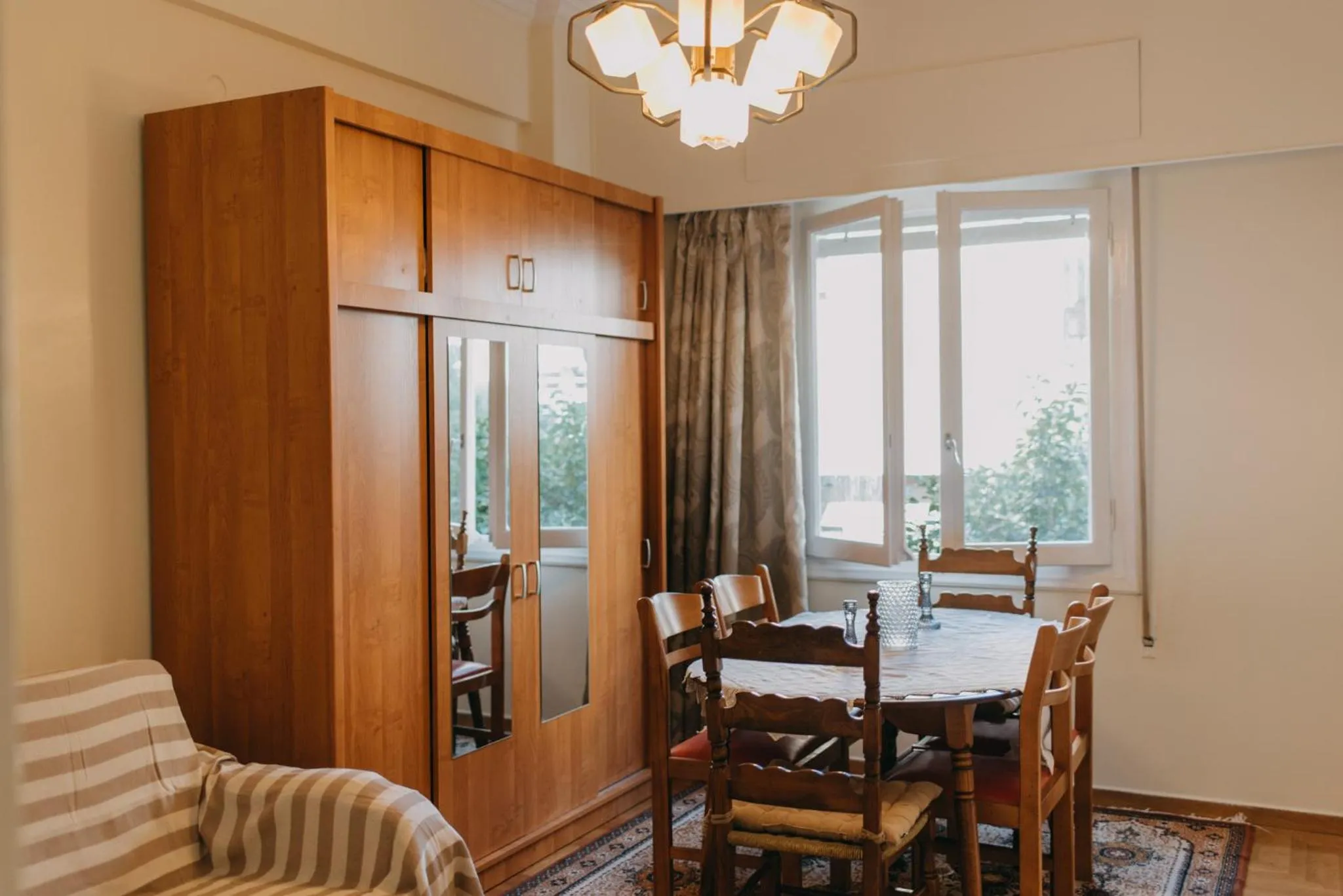 Dining area in BEST HOUSE, Attiki Metro, Athens