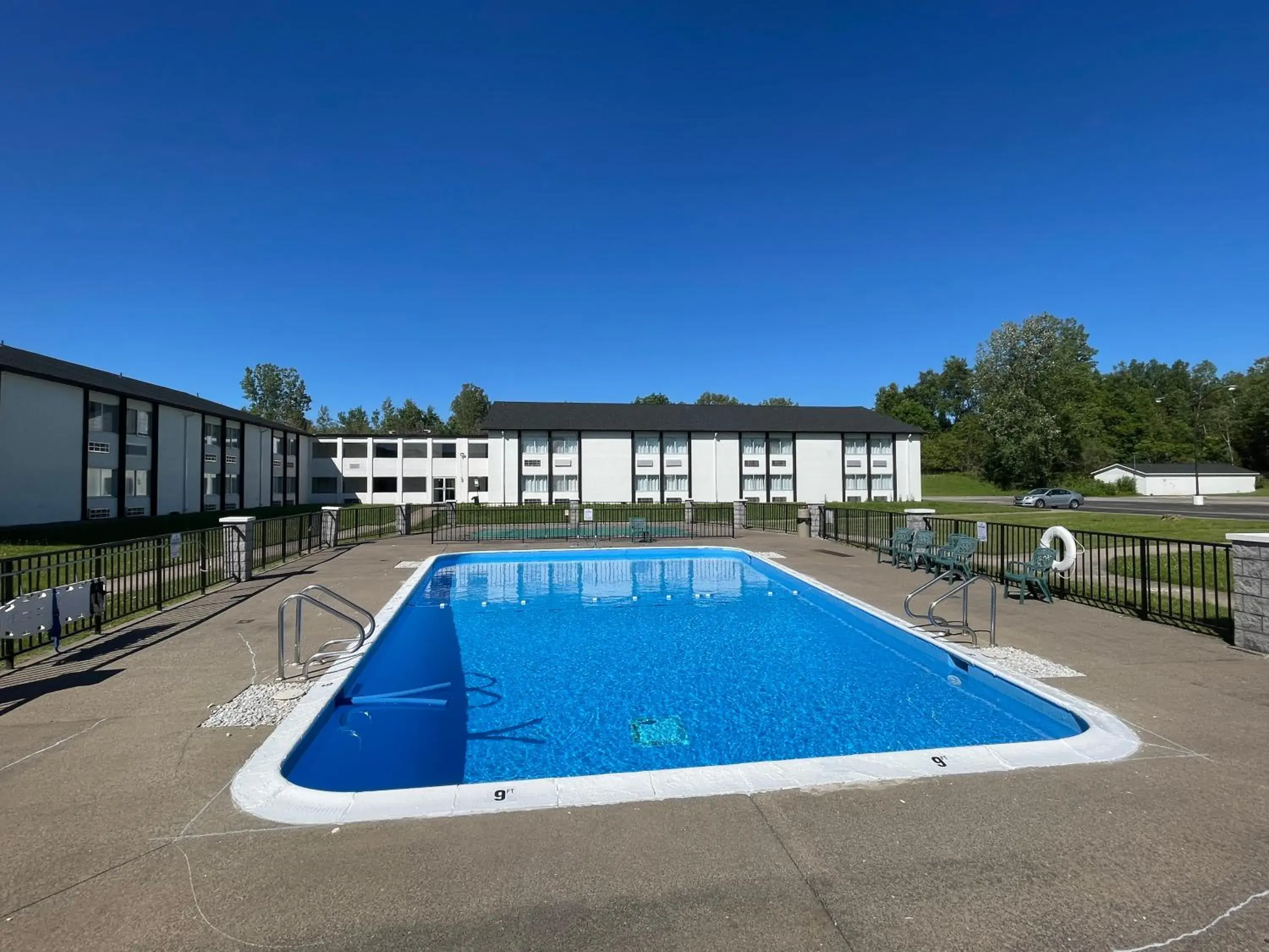 Days Inn by Wyndham Erie Days Inn by Wyndham Erie