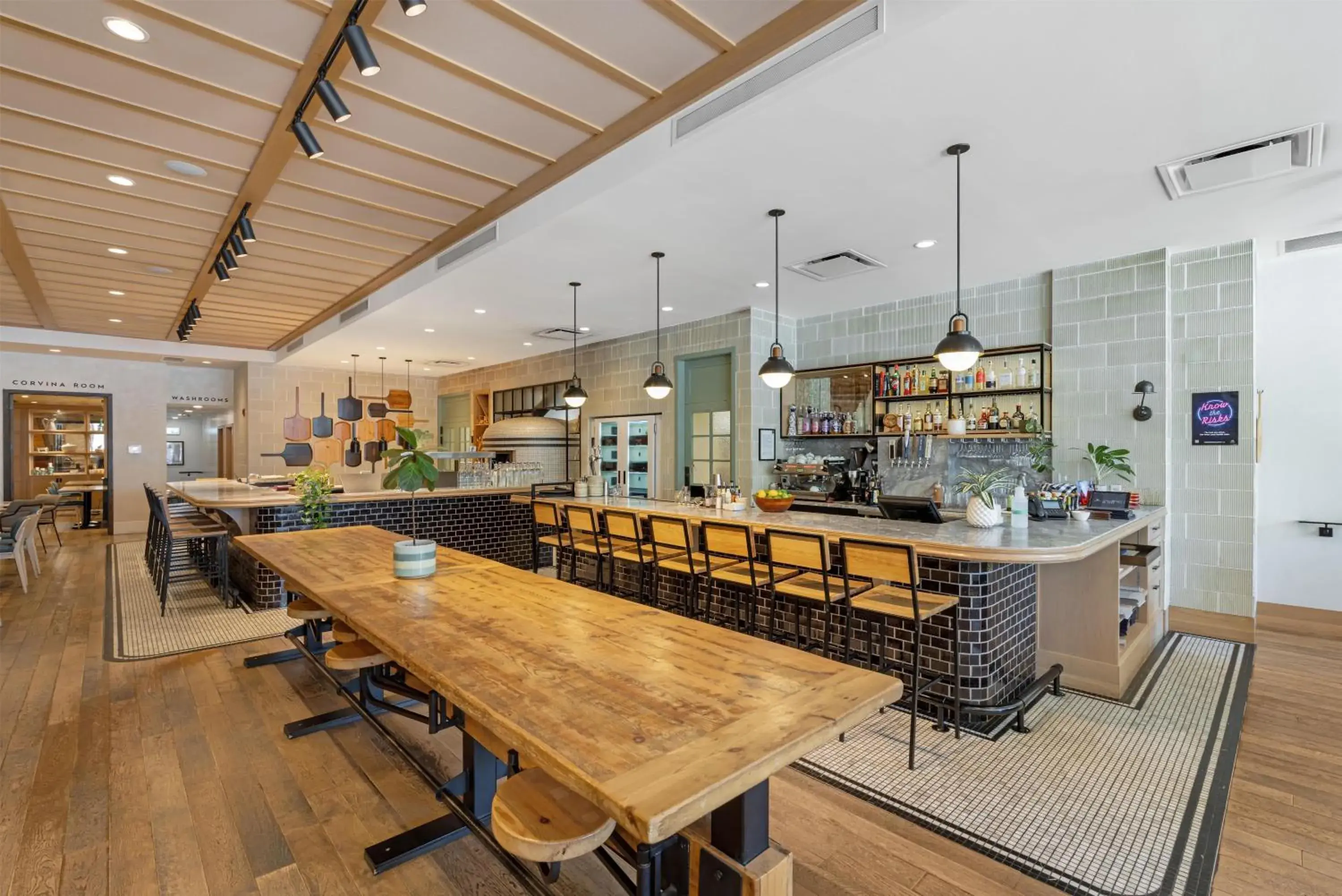 Restaurant/places to eat in Best Western Plus Baker Street Inn Restaurant/places to eat in Best Western Plus Baker Street Inn