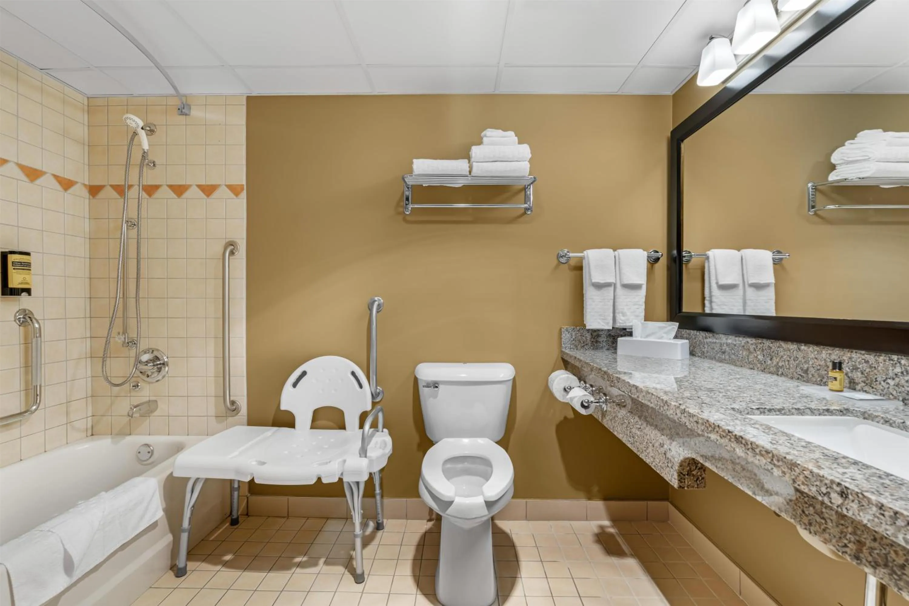 Bathroom in Best Western Plus Baker Street Inn