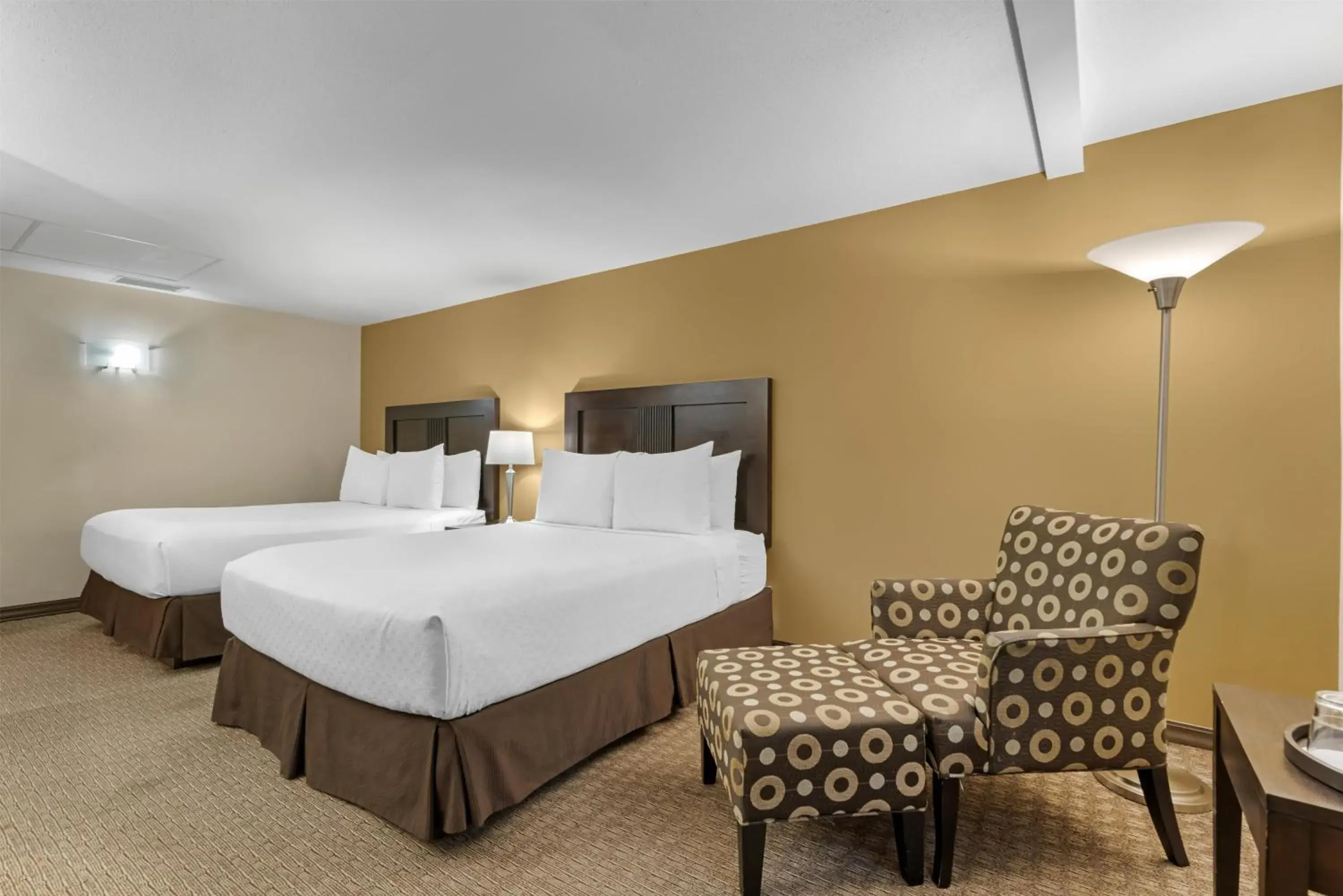 Queen Room with Two Queen Beds - Disability Access in Best Western Plus Baker Street Inn Queen Room with Two Queen Beds - Disability Access in Best Western Plus Baker Street Inn