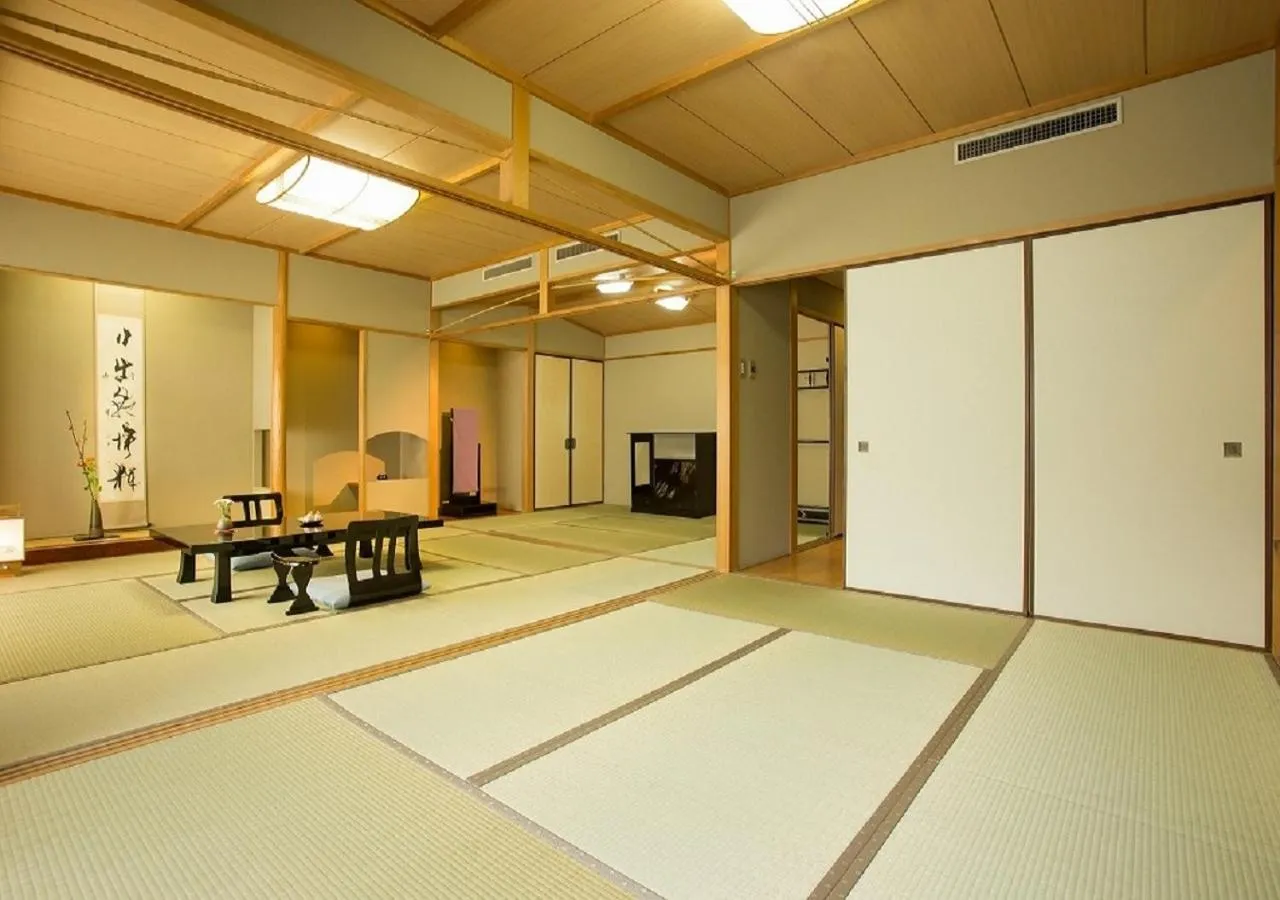 Photo of the whole room in Kinugawa Onsen Sanraku