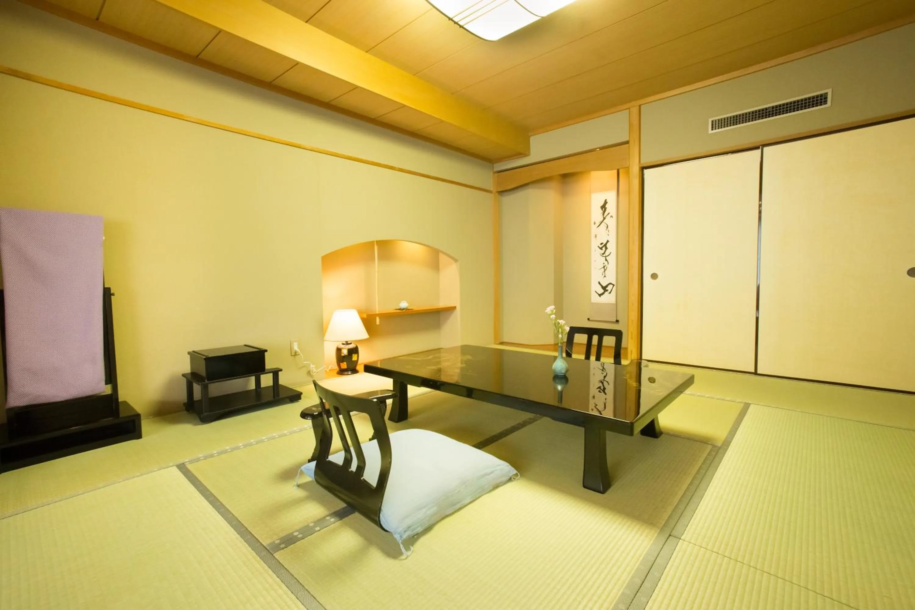 Photo of the whole room in Kinugawa Onsen Sanraku