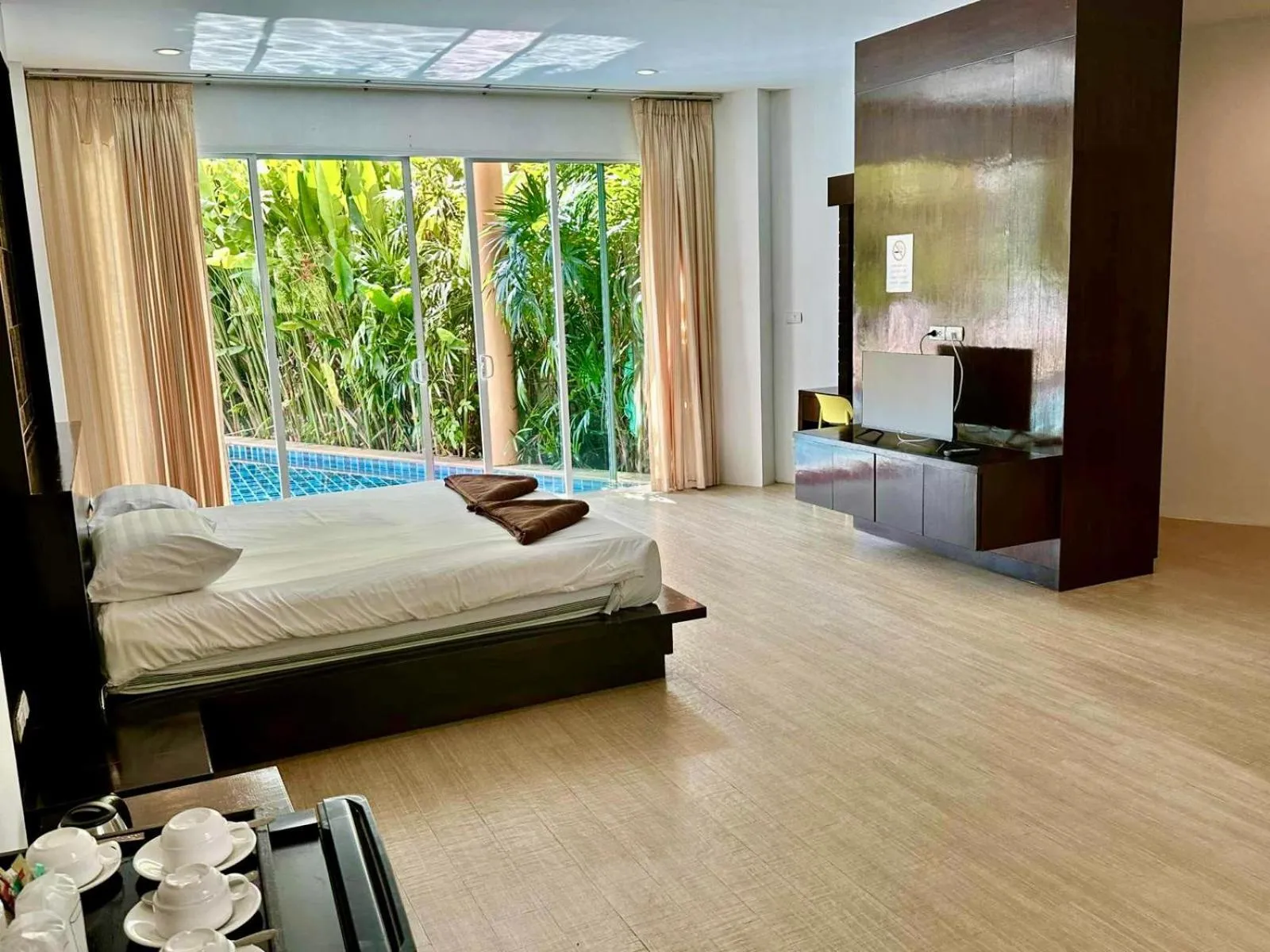 Bed in Aonang Regent Hotel