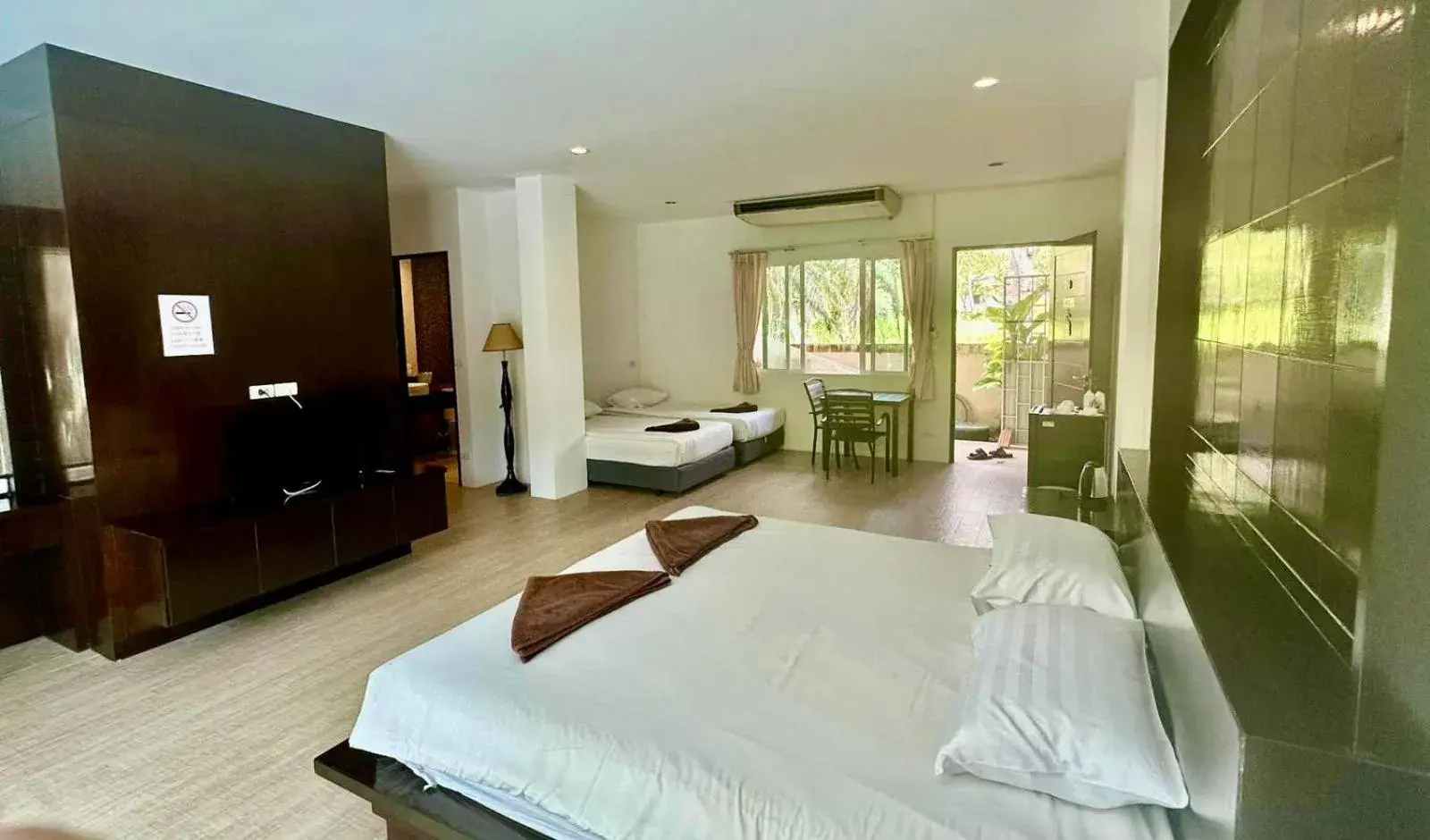 Bed in Aonang Regent Hotel Bed in Aonang Regent Hotel