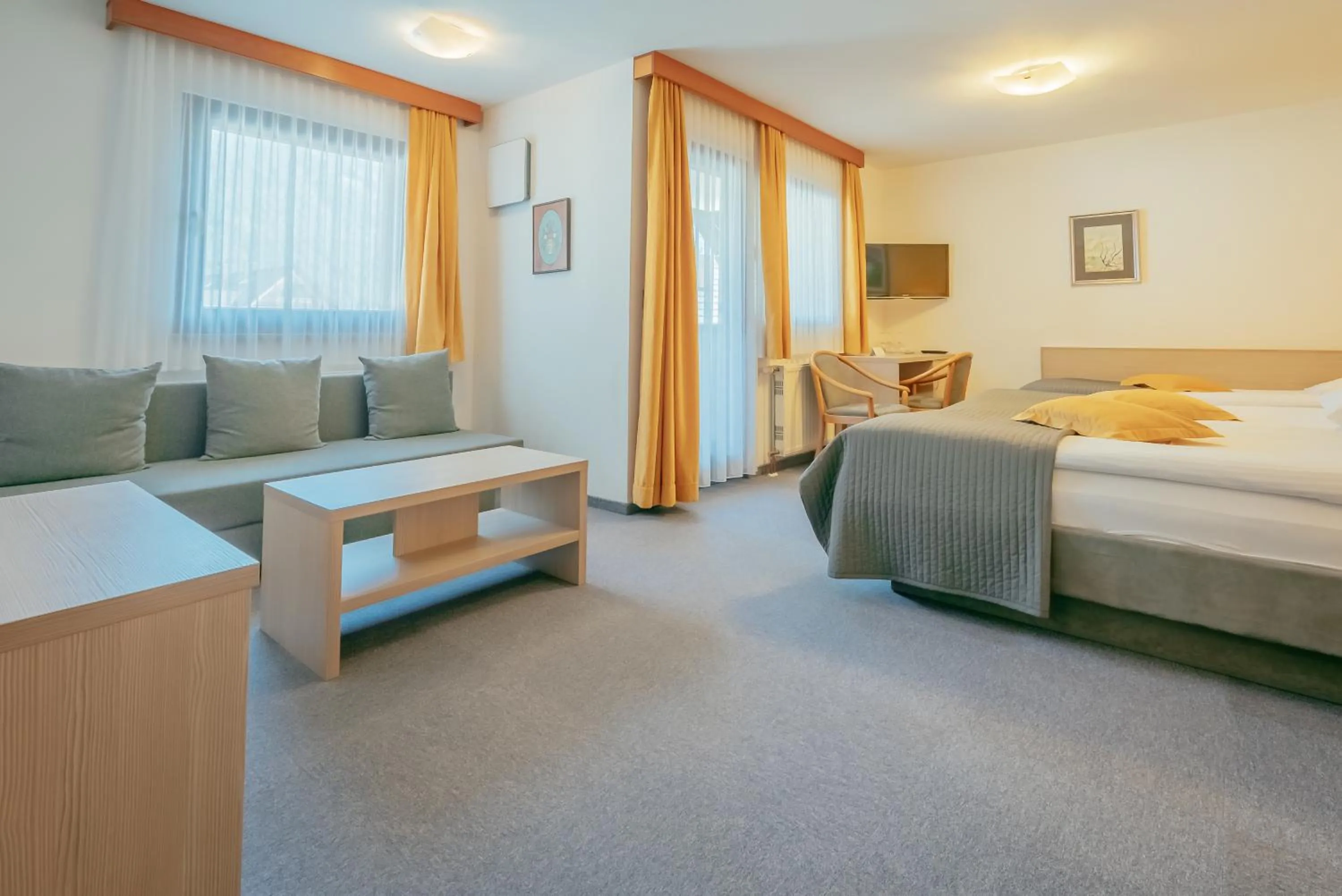 Bed in Garni Hotel Miklič