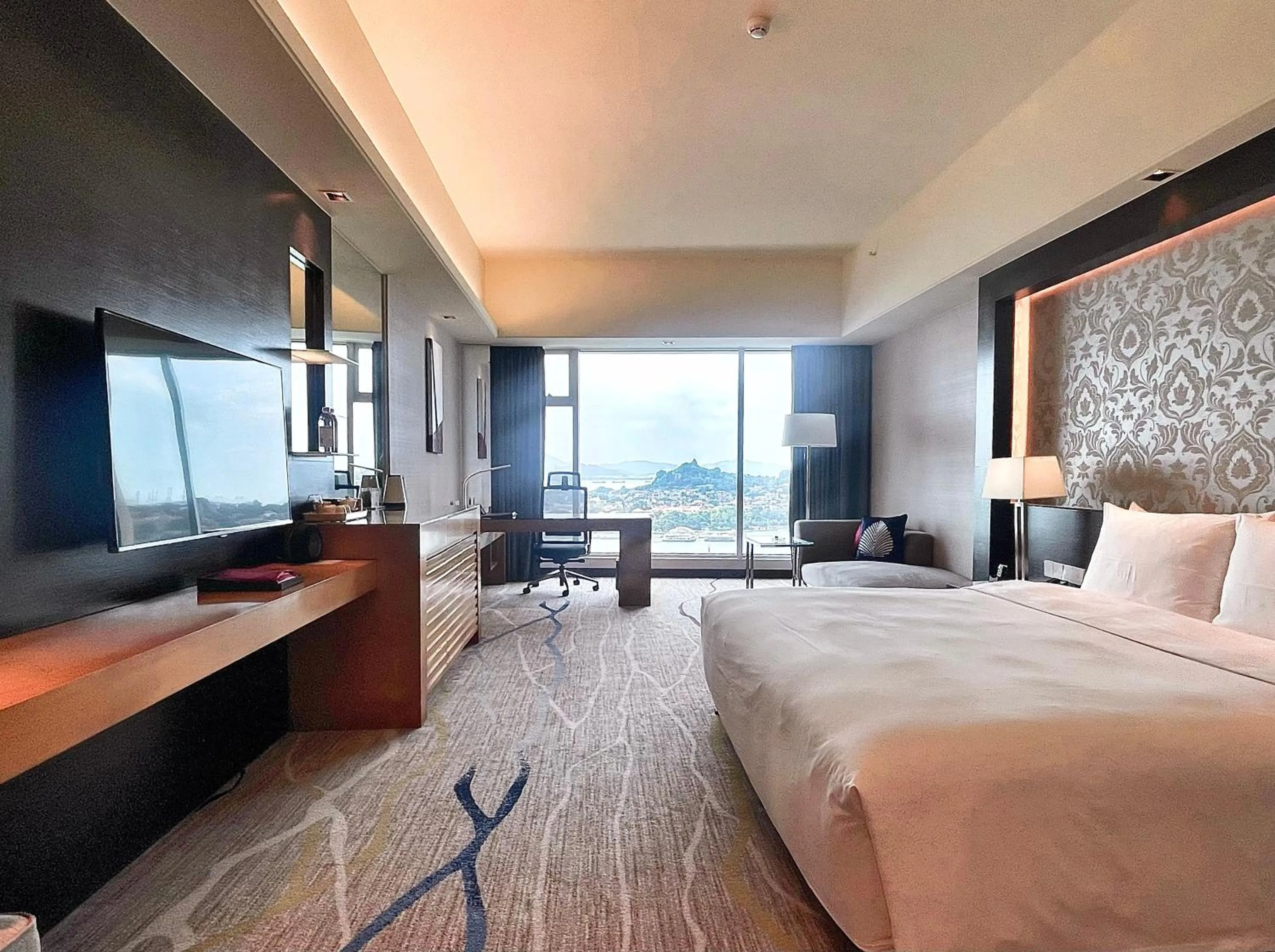 Bedroom, Bed in Swiss Grand Xiamen
