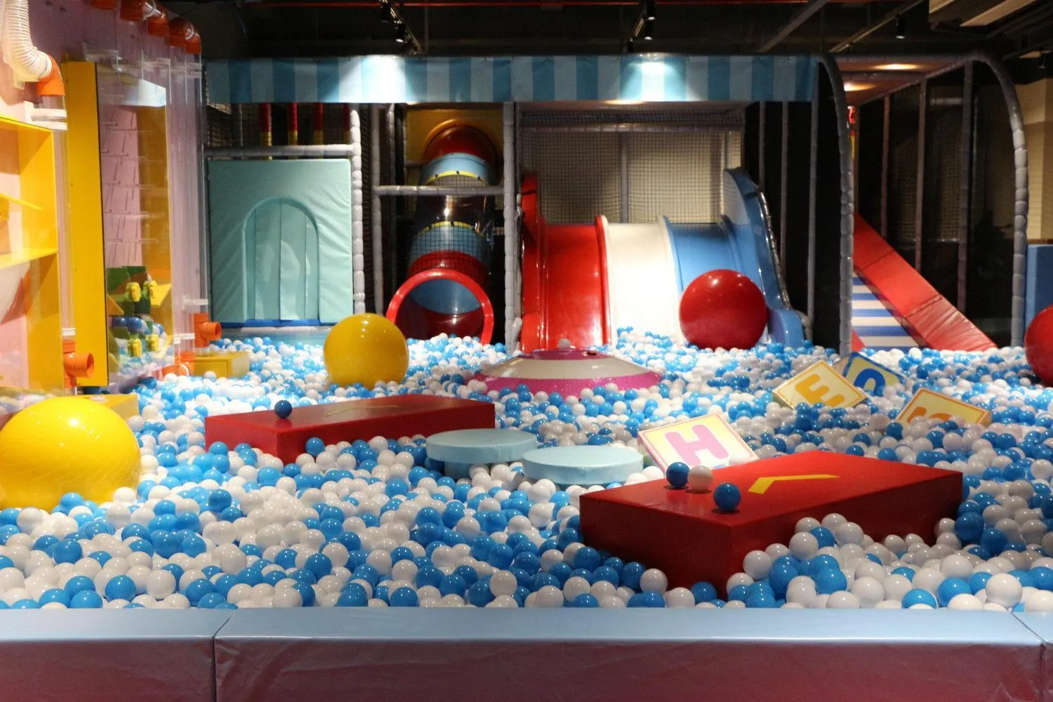 Kids's club in Swiss Grand Xiamen