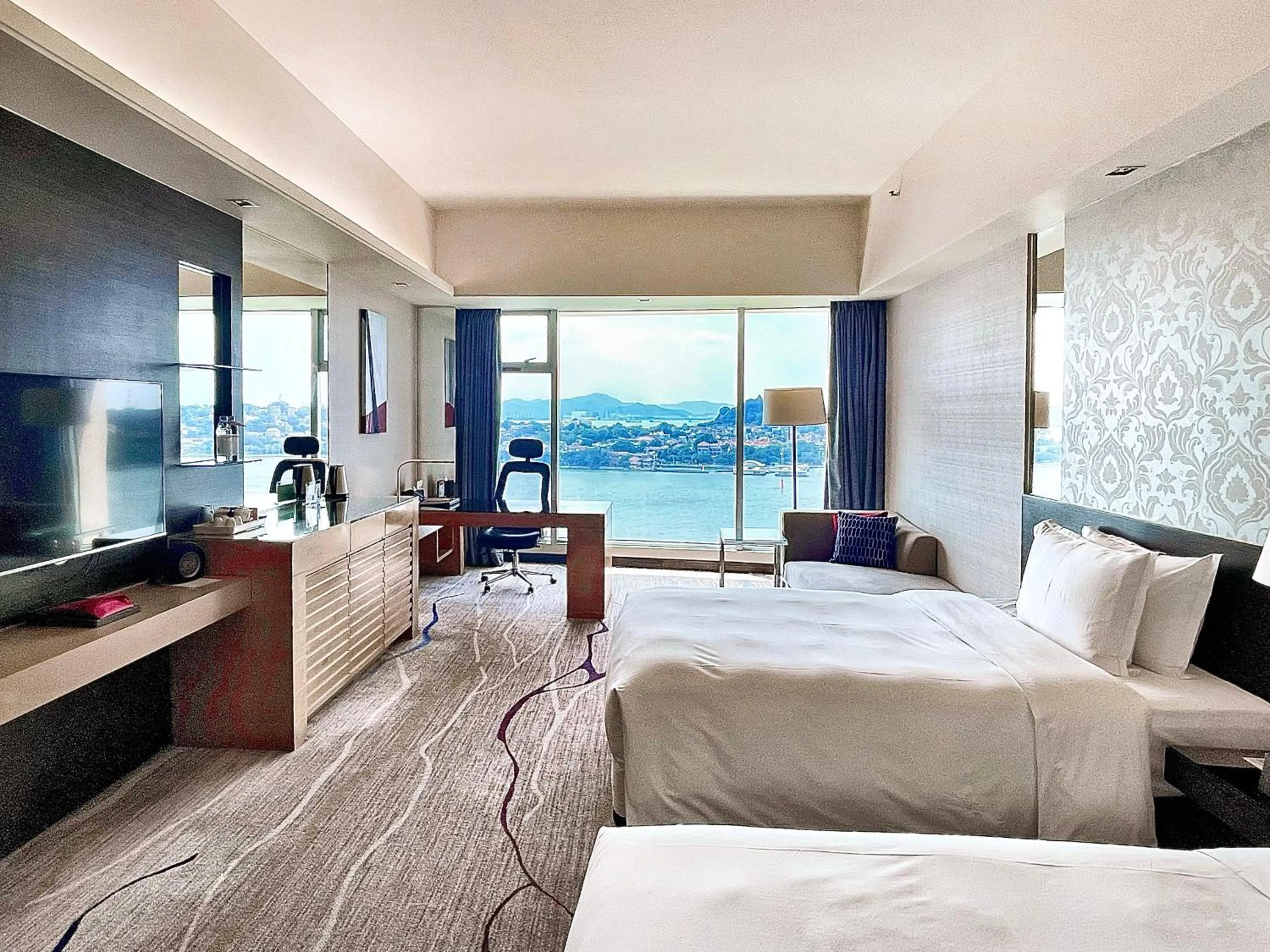 Bedroom, Bed in Swiss Grand Xiamen