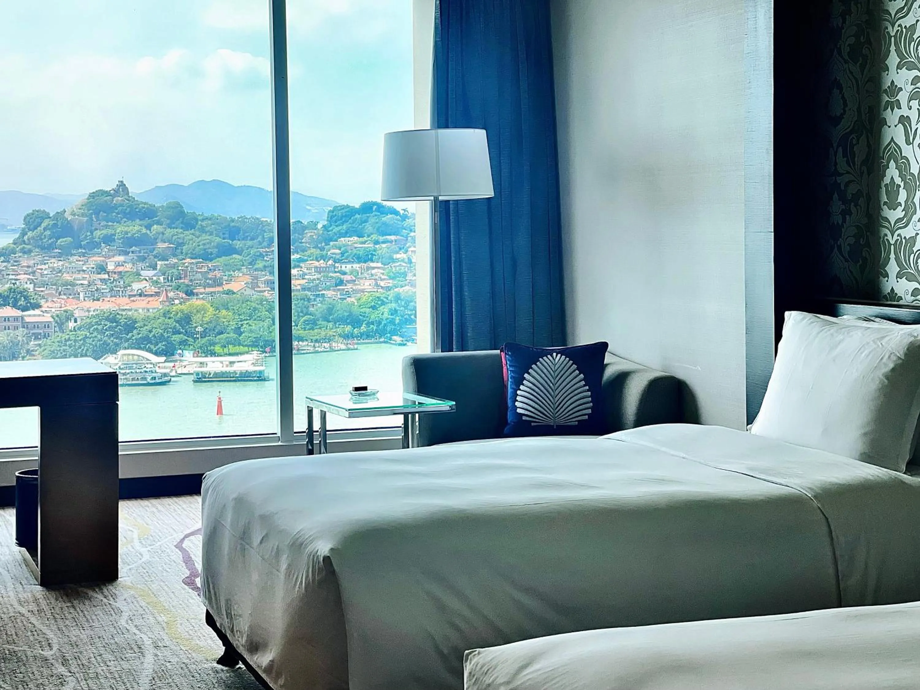 Bedroom, Bed in Swiss Grand Xiamen