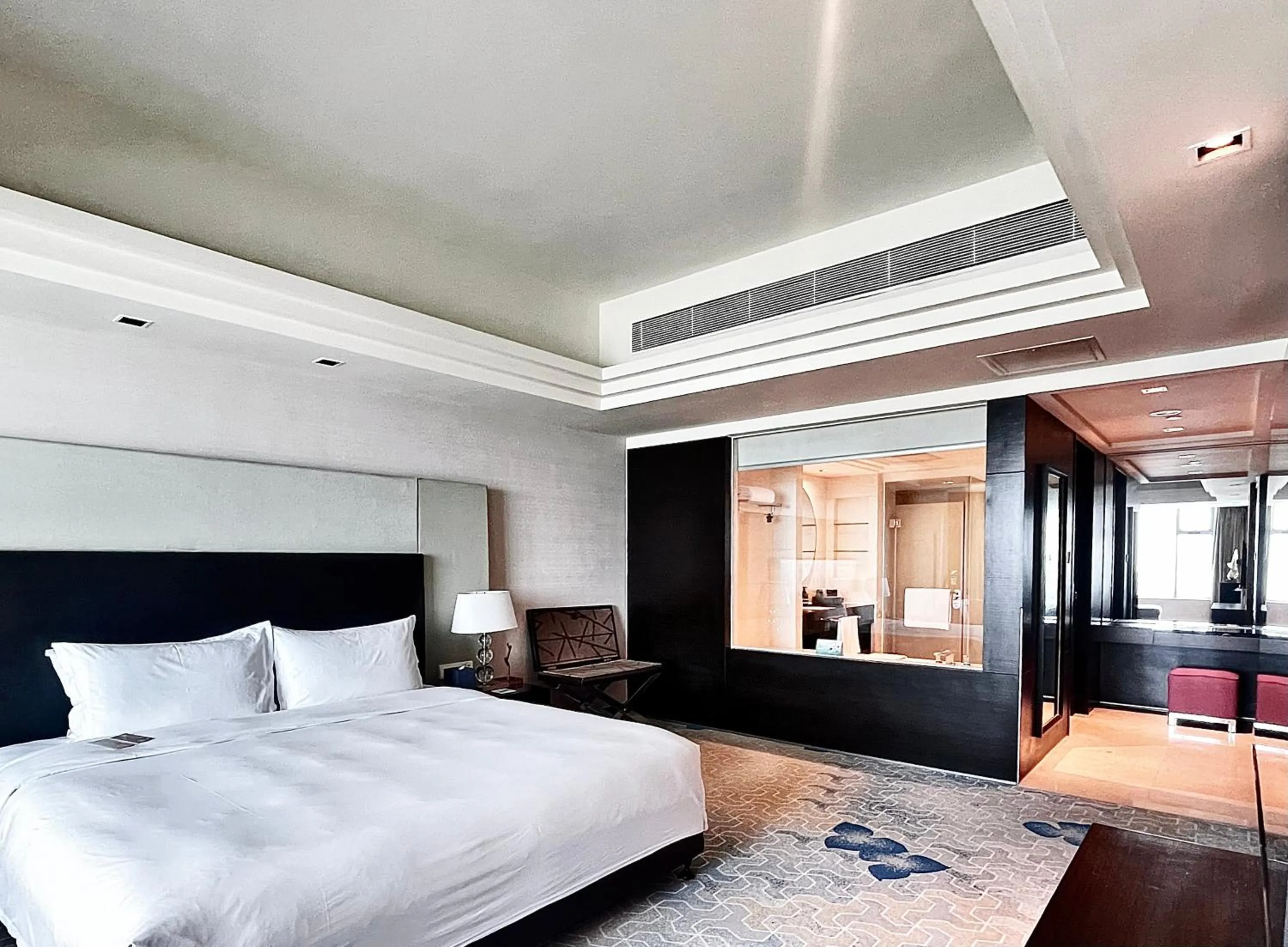 Bedroom, Bed in Swiss Grand Xiamen