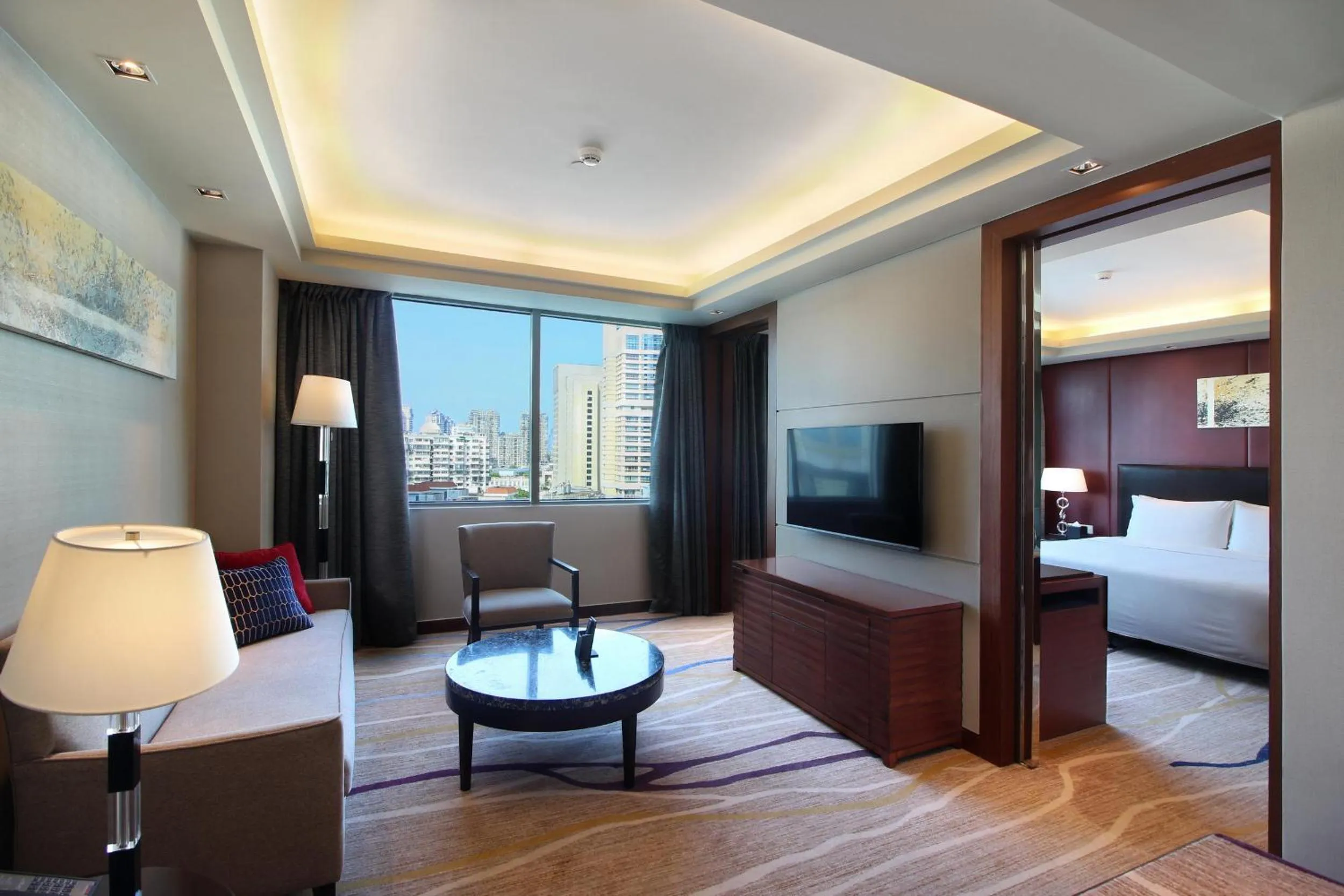 Photo of the whole room, Bed in Swiss Grand Xiamen