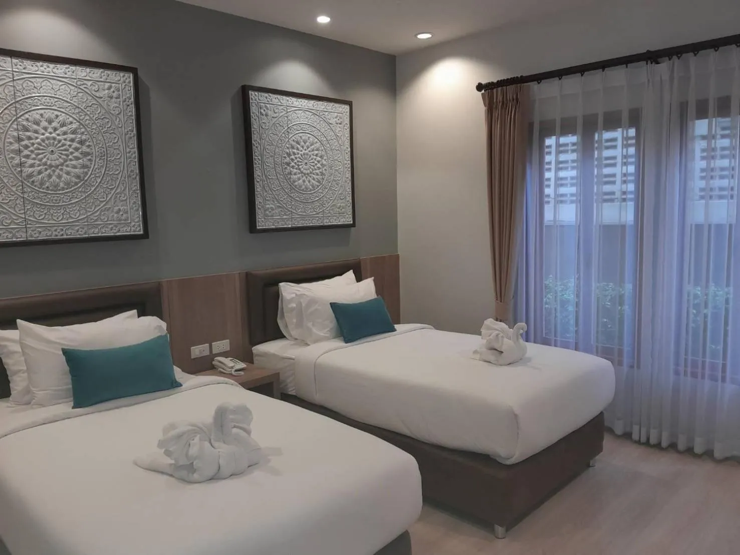 Property building, Bed in Ben Guesthouse