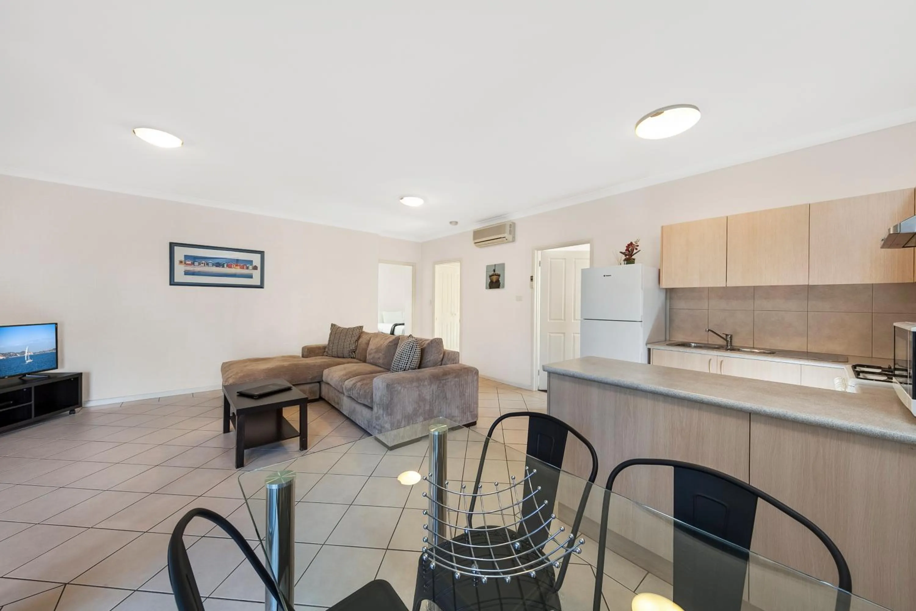 Moonlight Bay Apartments