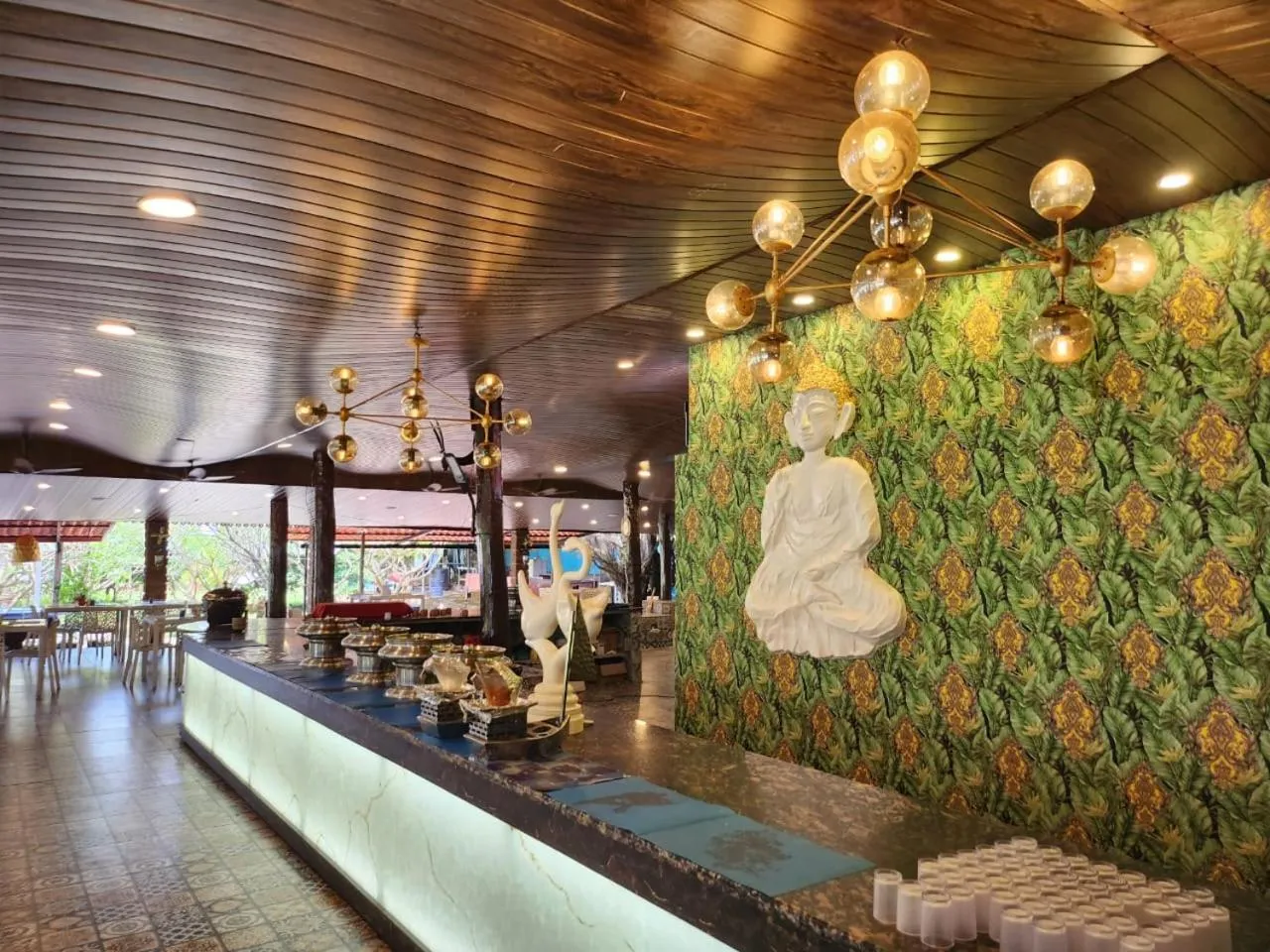 Restaurant/places to eat in Paradise Village Beach Resort