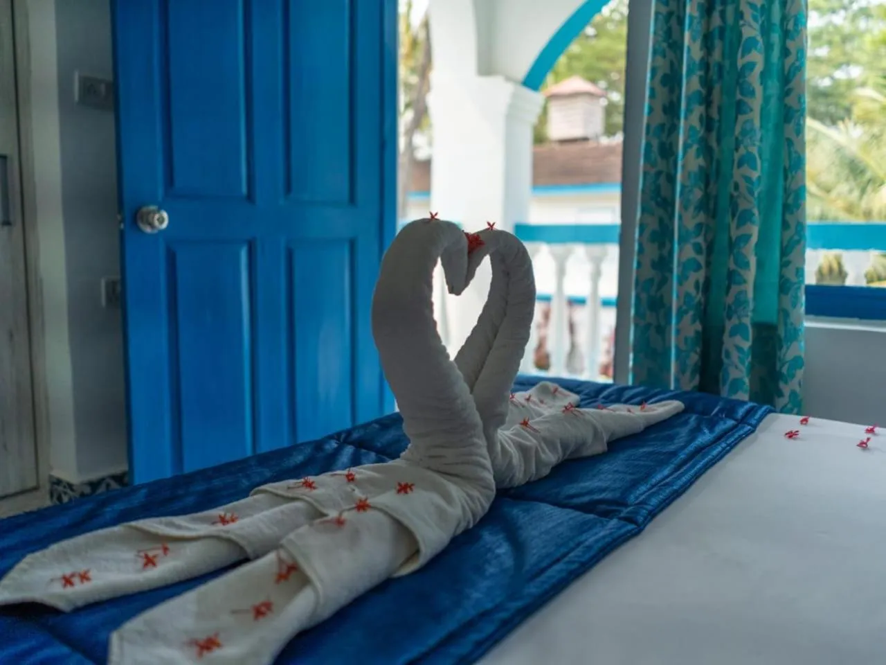 Bed in Paradise Village Beach Resort