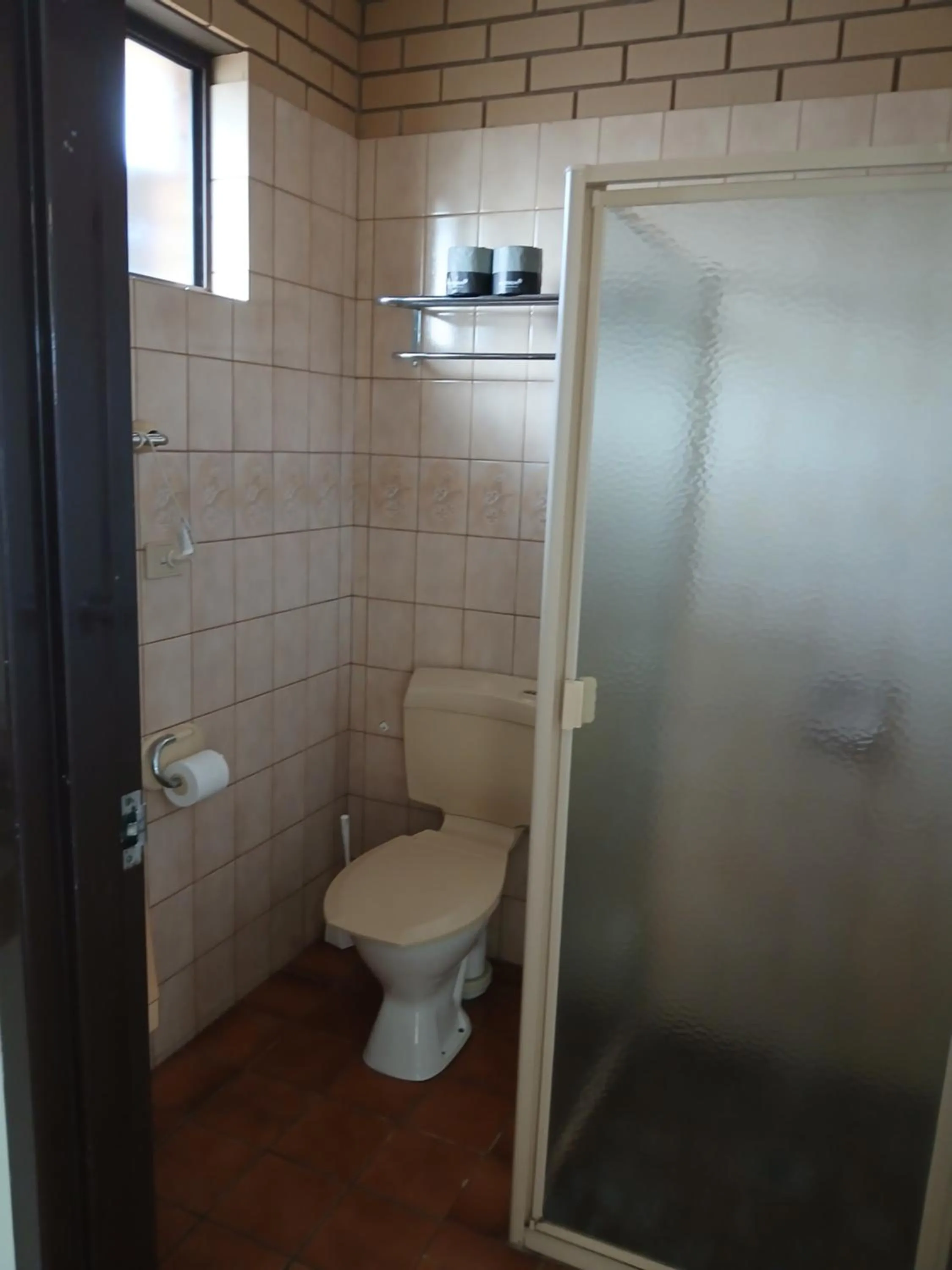 Shower in Birch Motel Tocumwal Previously Known as Kanimbla Motor Inn