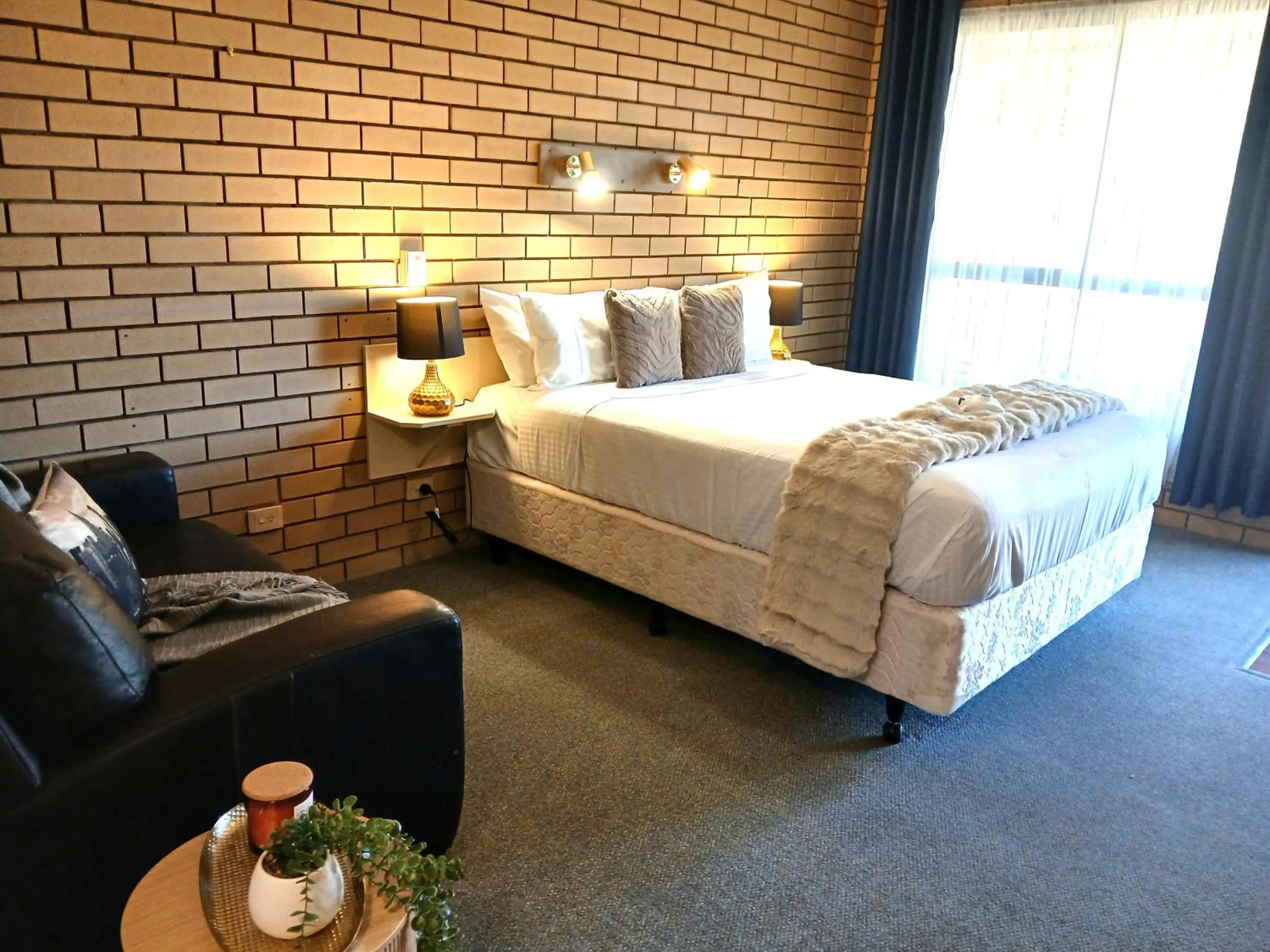Photo of the whole room, Bed in Birch Motel Tocumwal Previously Known as Kanimbla Motor Inn