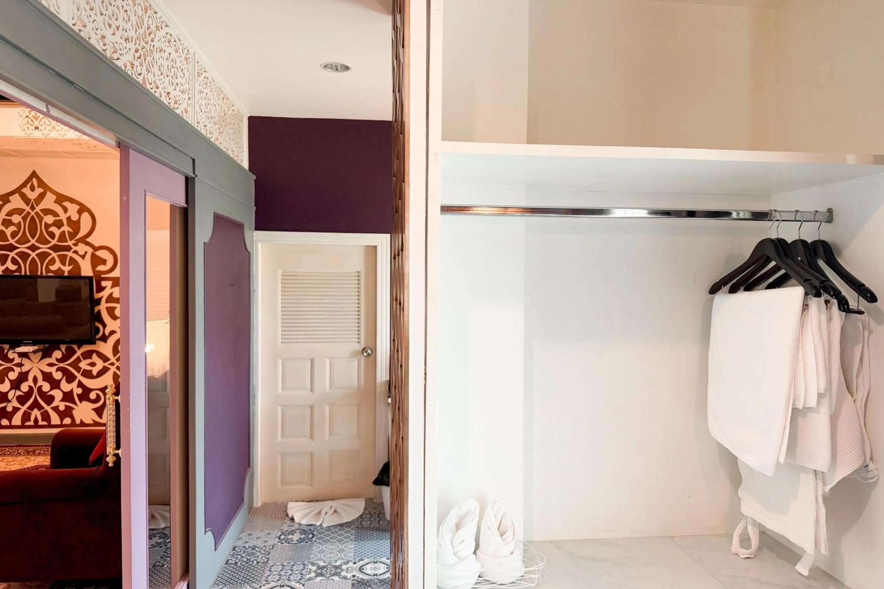 wardrobe in Rasa Boutique Hotel Chiang Rai