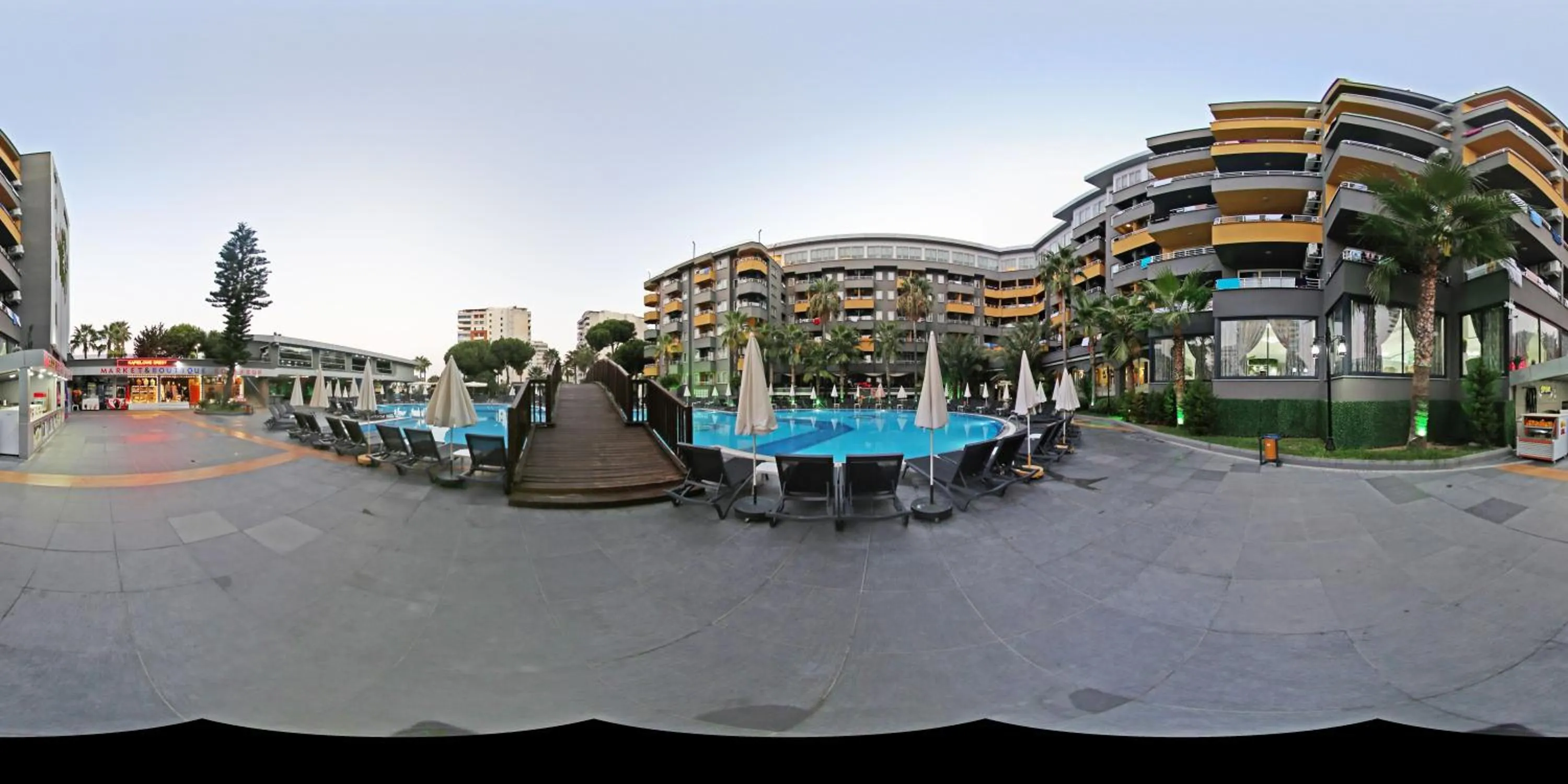 Pool view in Senza Grand Santana Hotel - Ultra All Inclusive