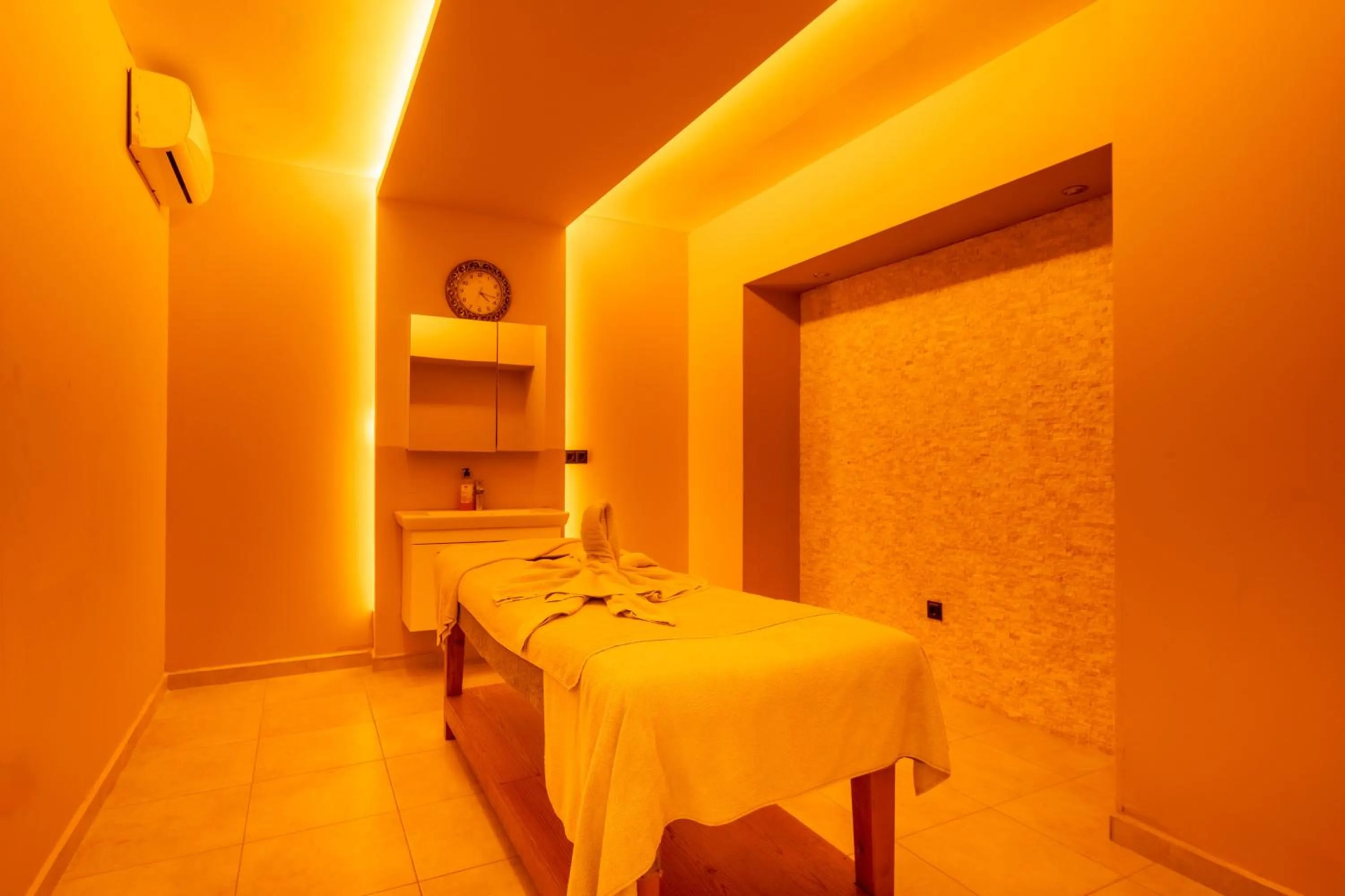 Massage in Senza Grand Santana Hotel - Ultra All Inclusive