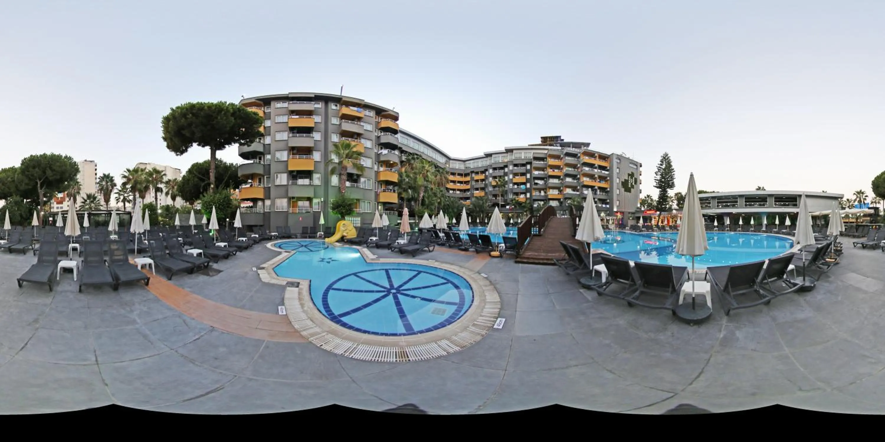 Pool view in Senza Grand Santana Hotel - Ultra All Inclusive