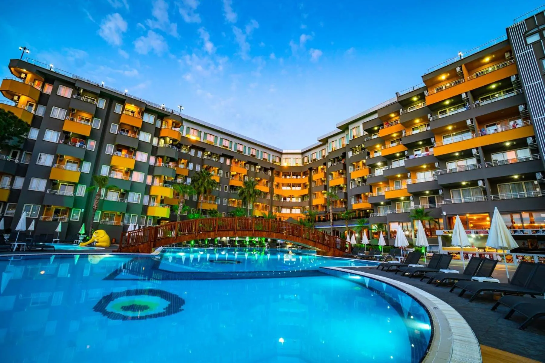 Pool view in Senza Grand Santana Hotel - Ultra All Inclusive