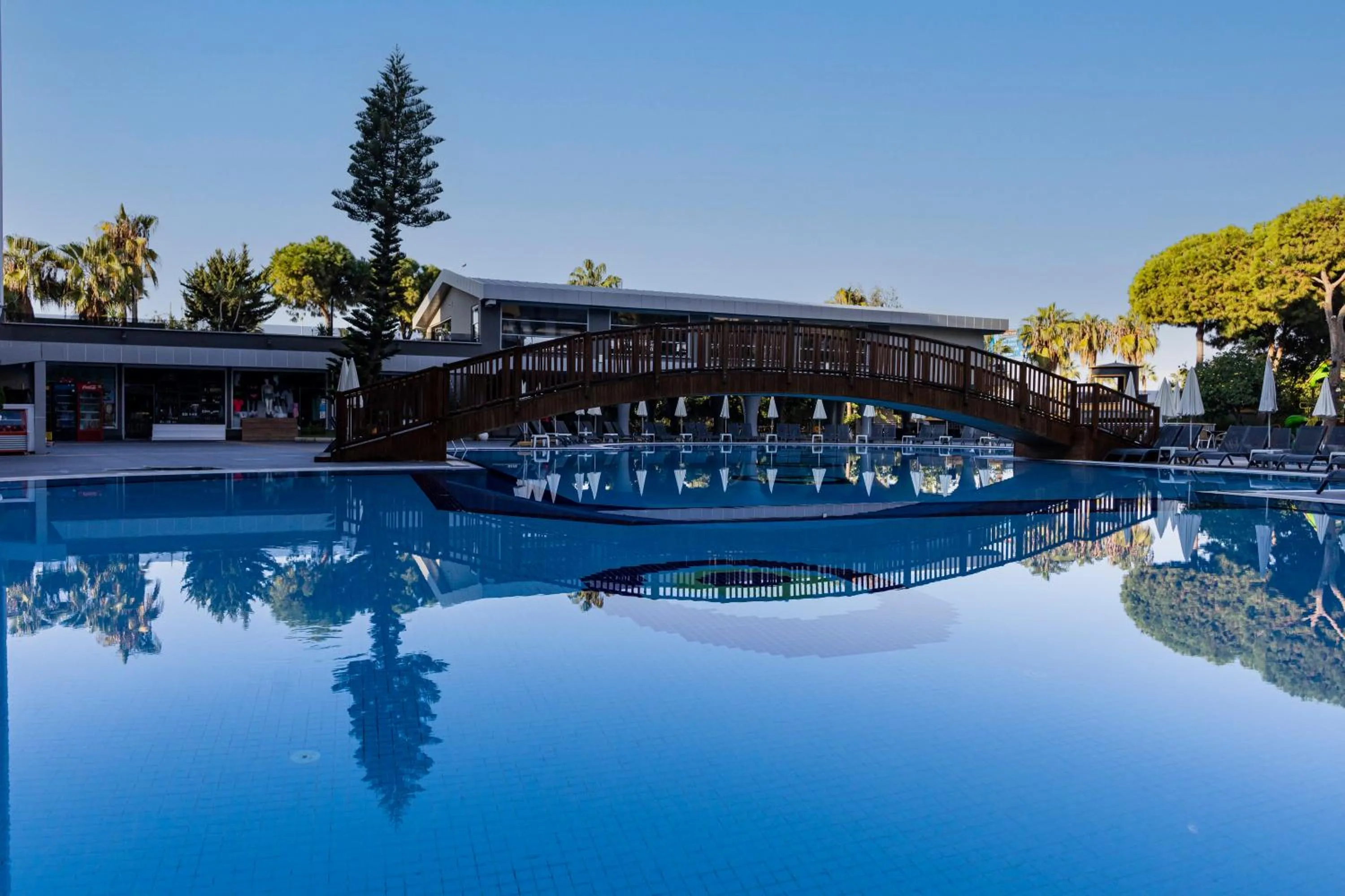 Pool view in Senza Grand Santana Hotel - Ultra All Inclusive