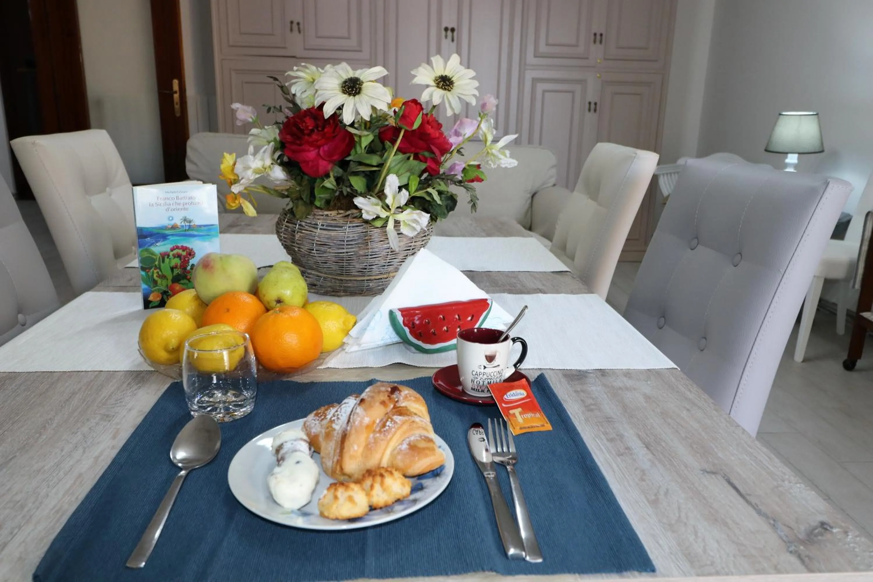 Italian breakfast in B&B d'Orleans