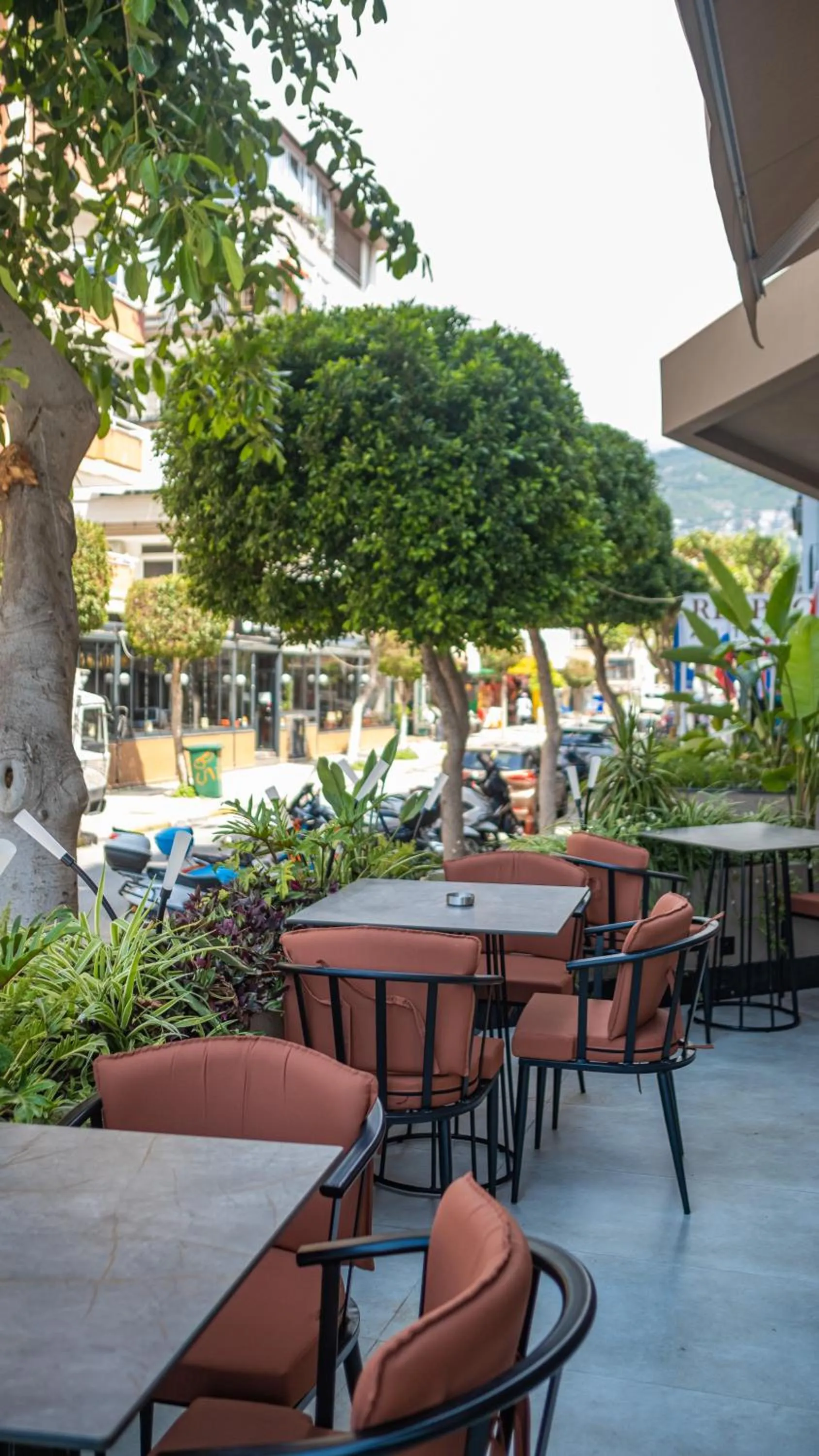 Restaurant/places to eat in Heritage by Cimen Hotel