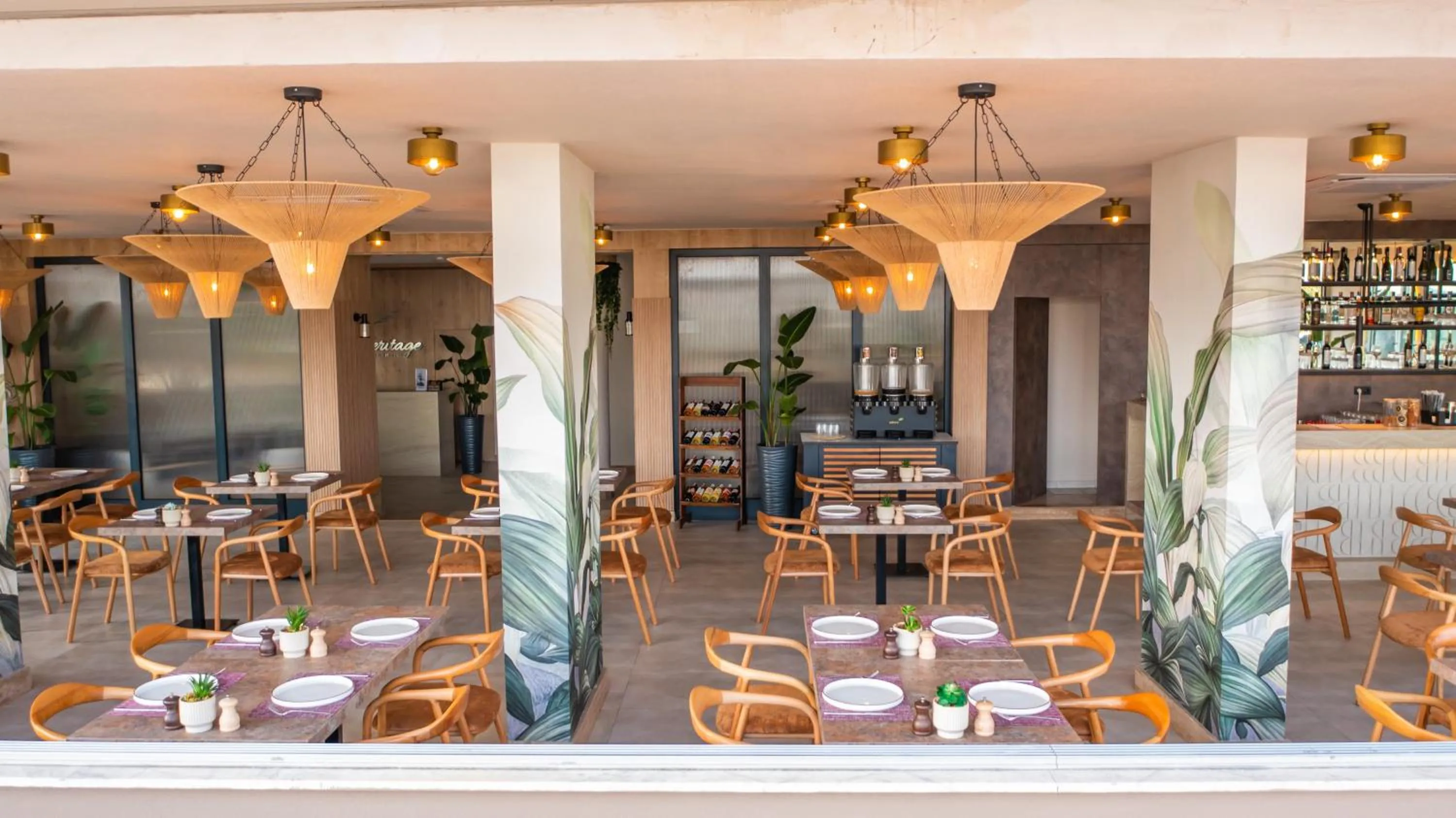 Restaurant/places to eat in Heritage by Cimen Hotel