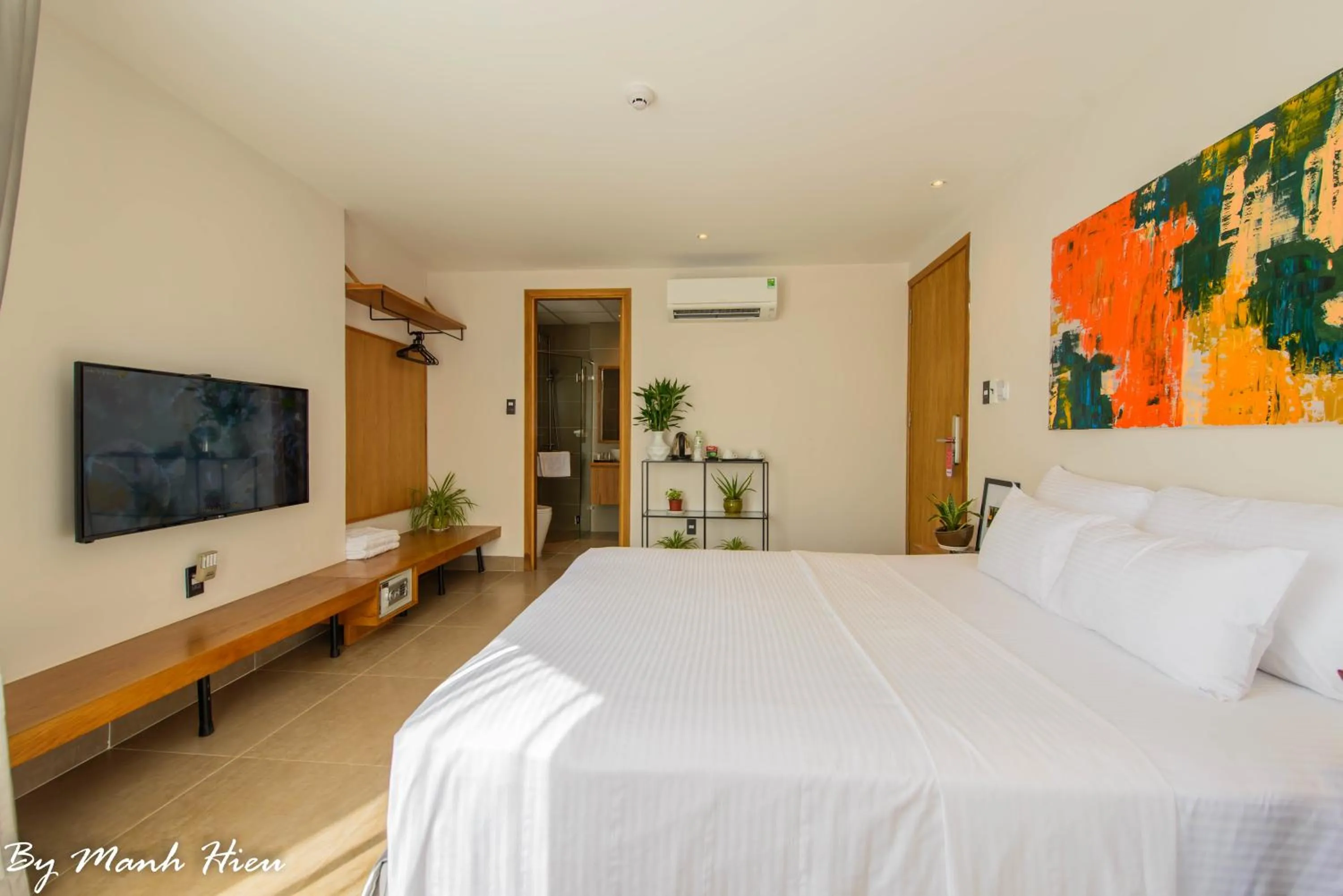 Photo of the whole room, Bed in Mojzo Inn Boutique Hotel