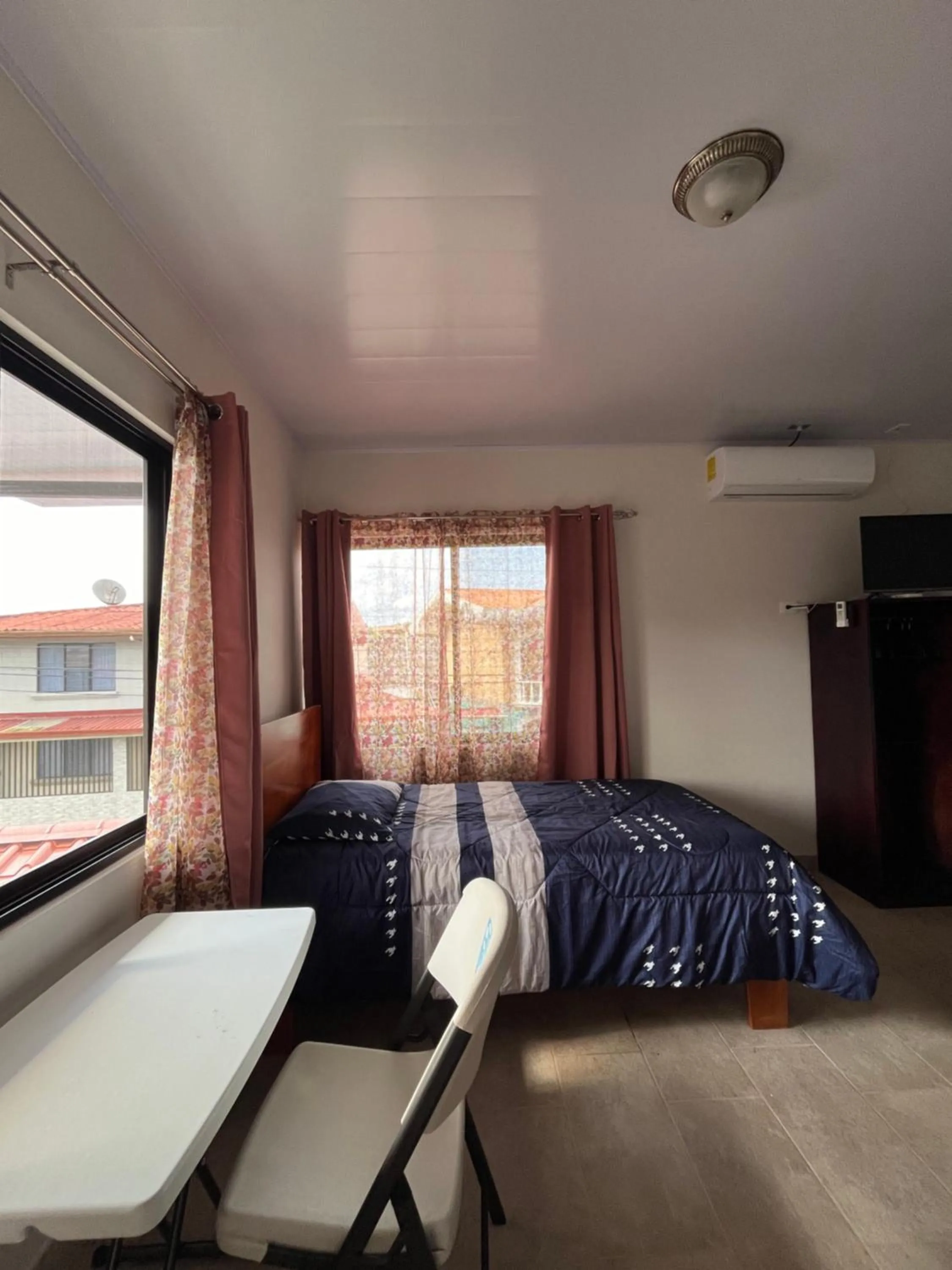 Deluxe Double or Twin Room in Alojamientos N&S