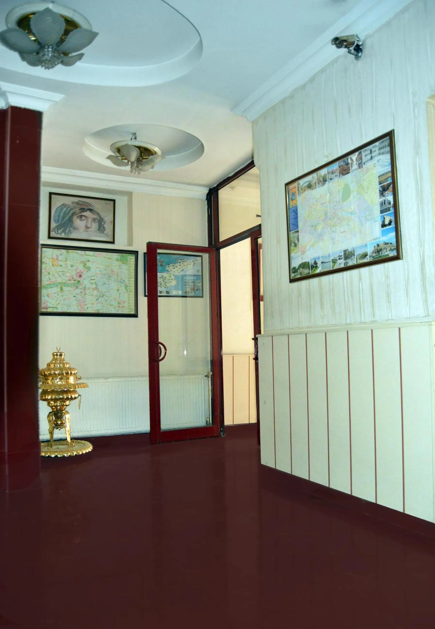 Decorative detail in Yunus Hotel