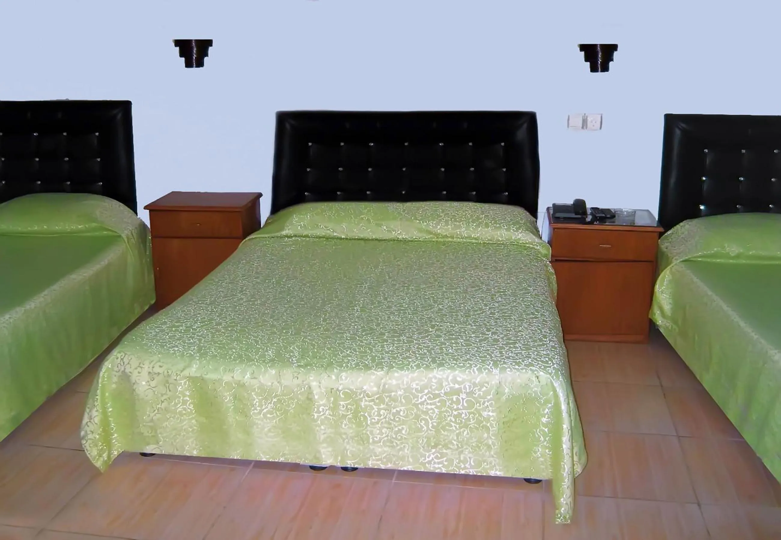 Bed in Yunus Hotel