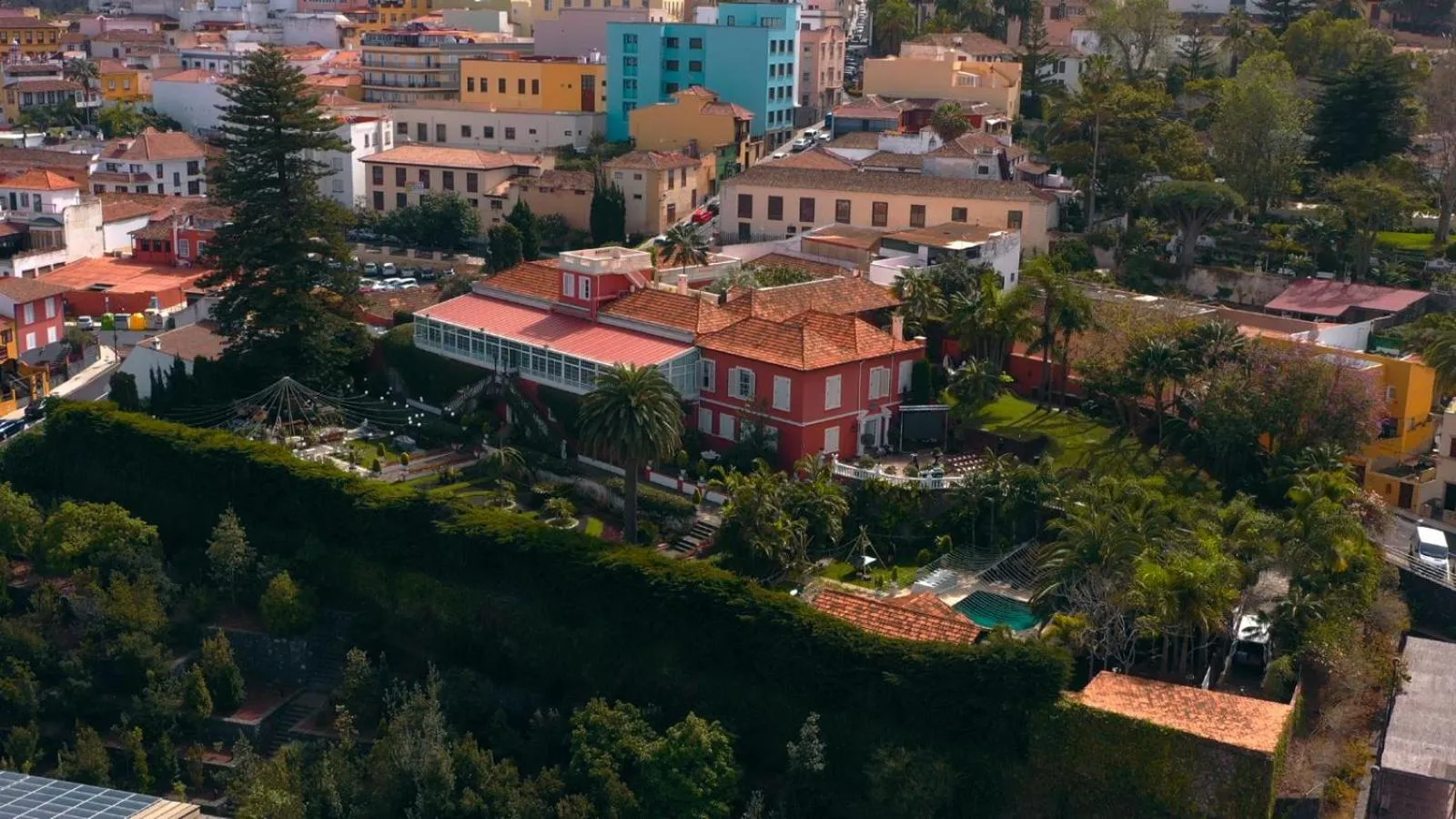 Property building in Suites de Franchy