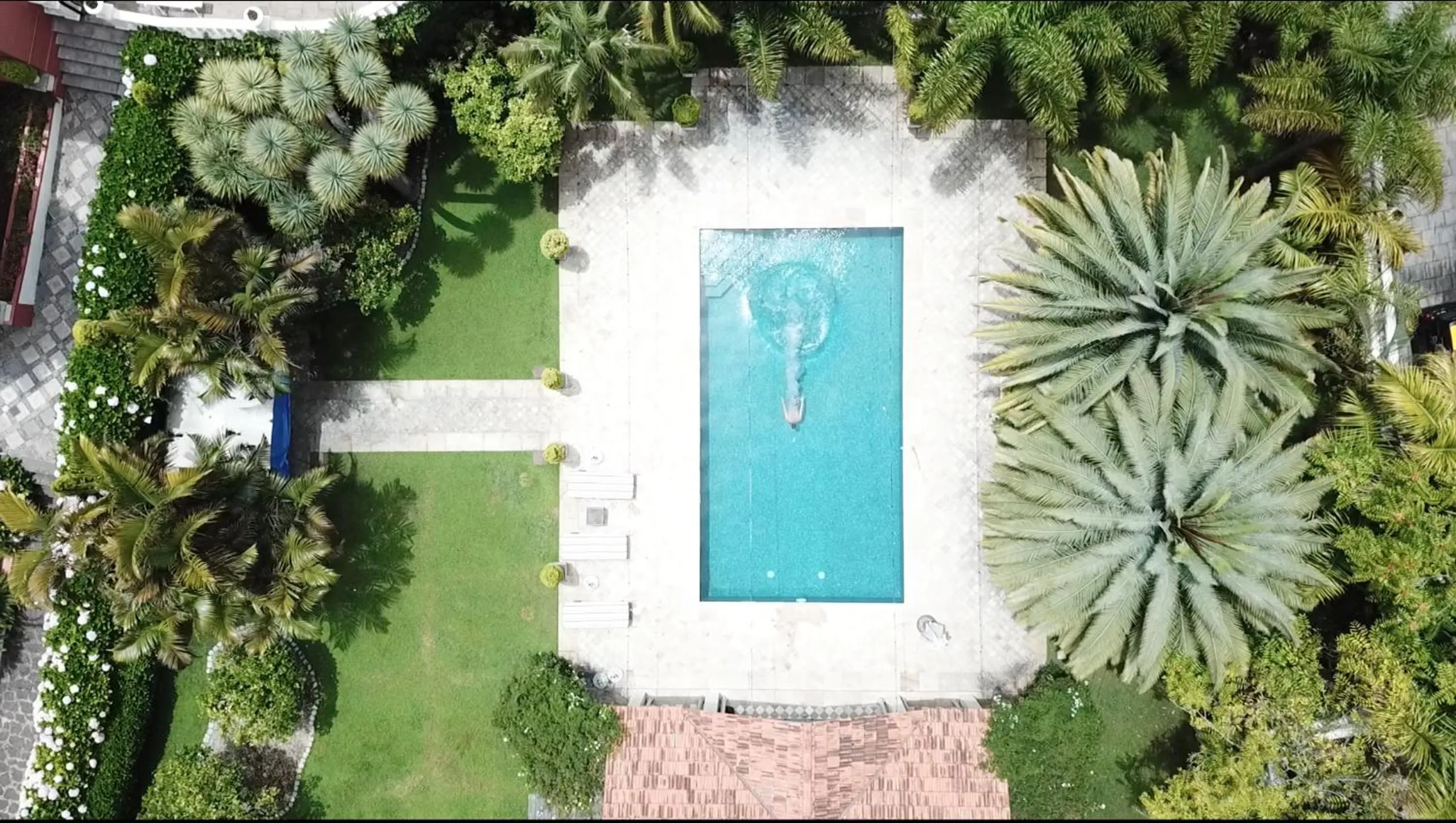 Swimming pool in Suites de Franchy