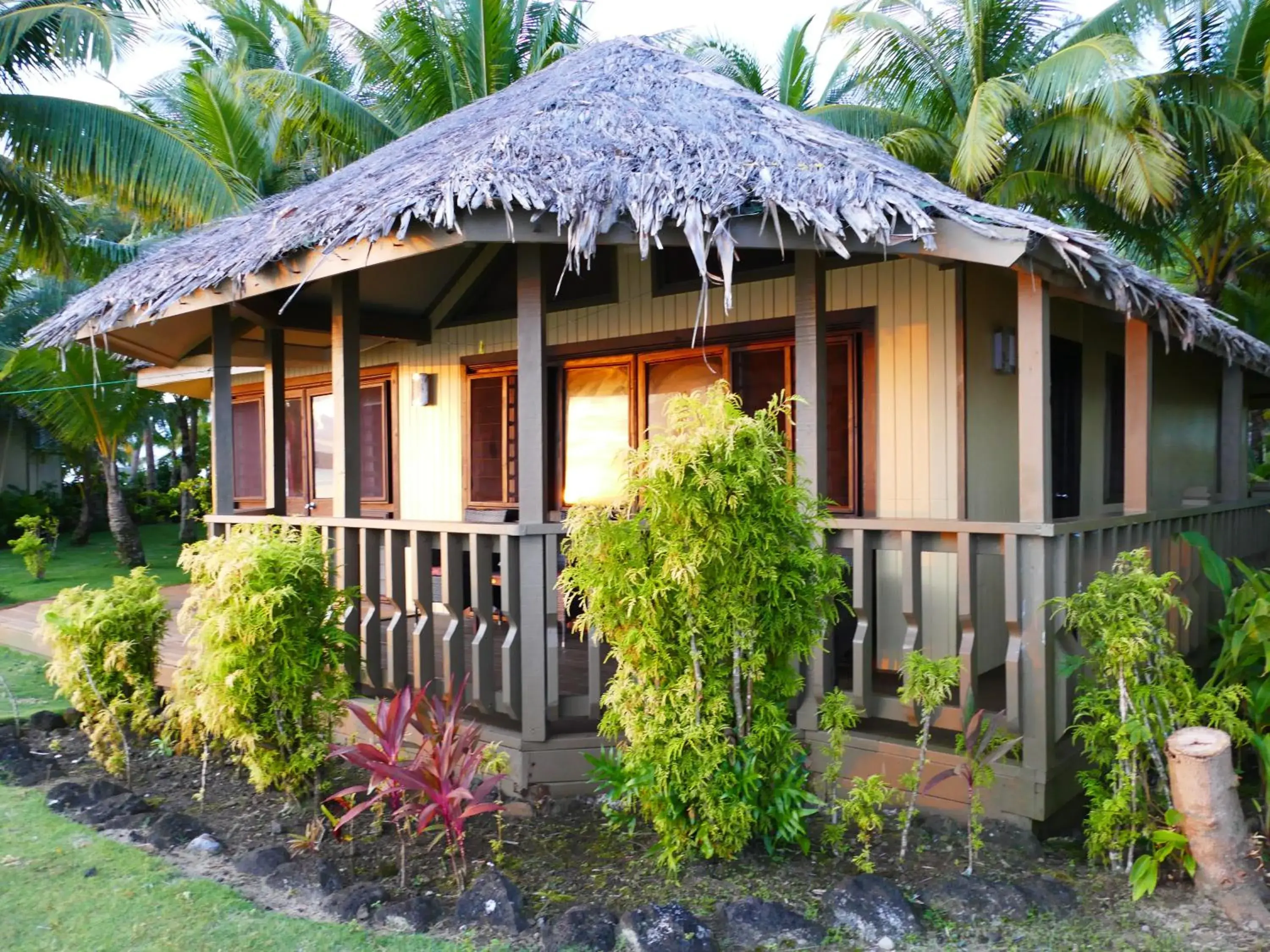 Two-Bedroom Villa with Ocean View - Sunset in Le Vasa Resort Two-Bedroom Villa with Ocean View - Sunset in Le Vasa Resort