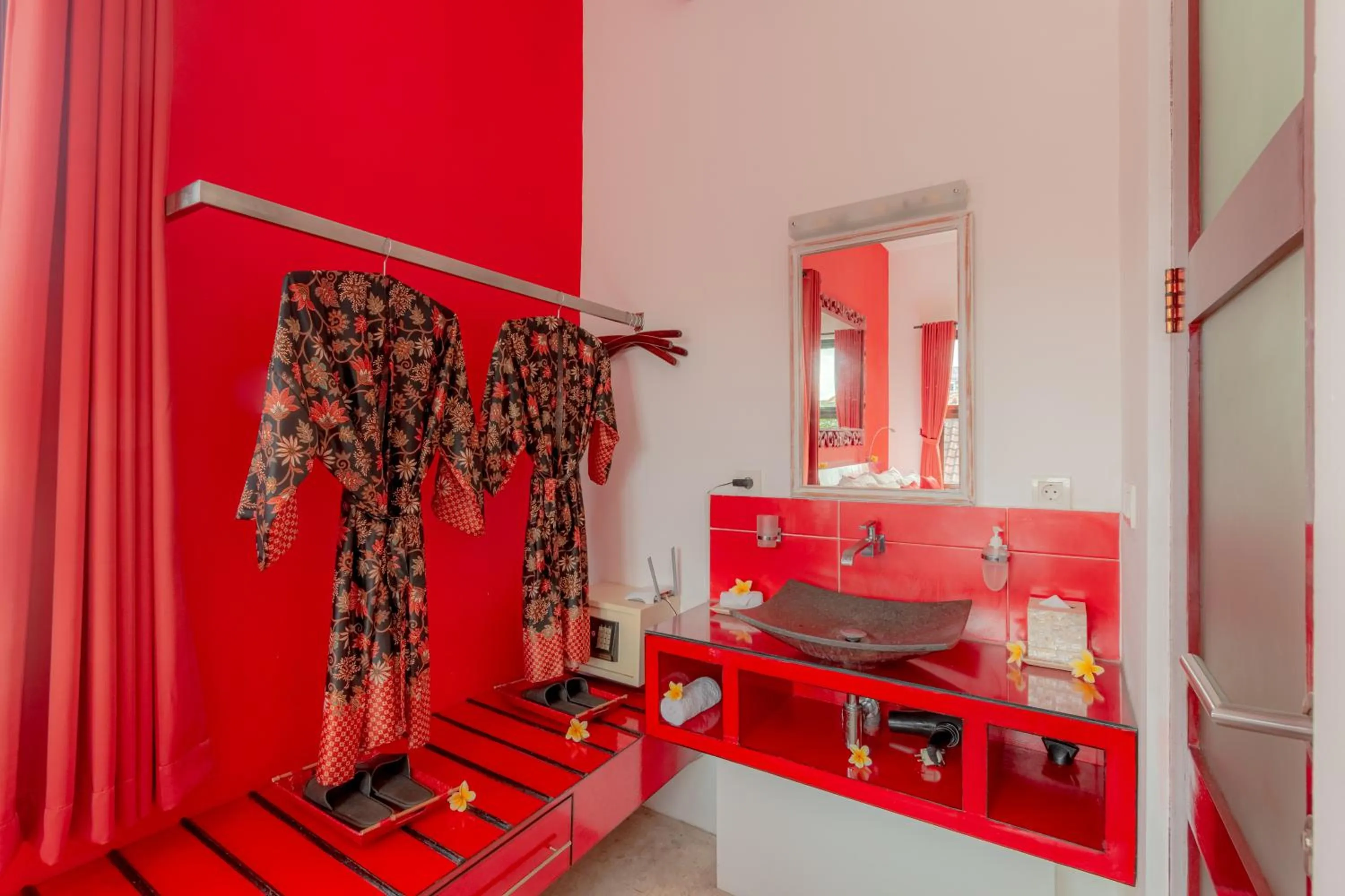 Area and facilities in Bali Ginger Suites & Villa